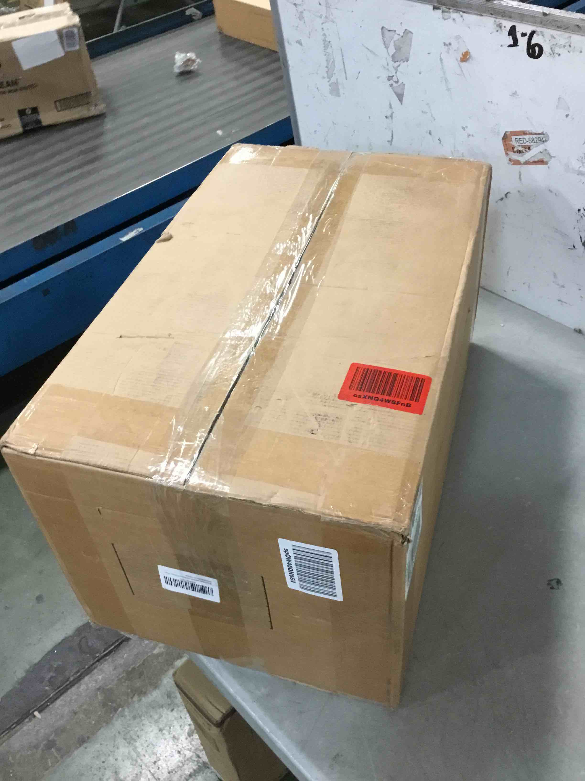 https://s3.amazonaws.com/lotting-images-prod/bidfta/RED6787108_1722397324181.jpeg