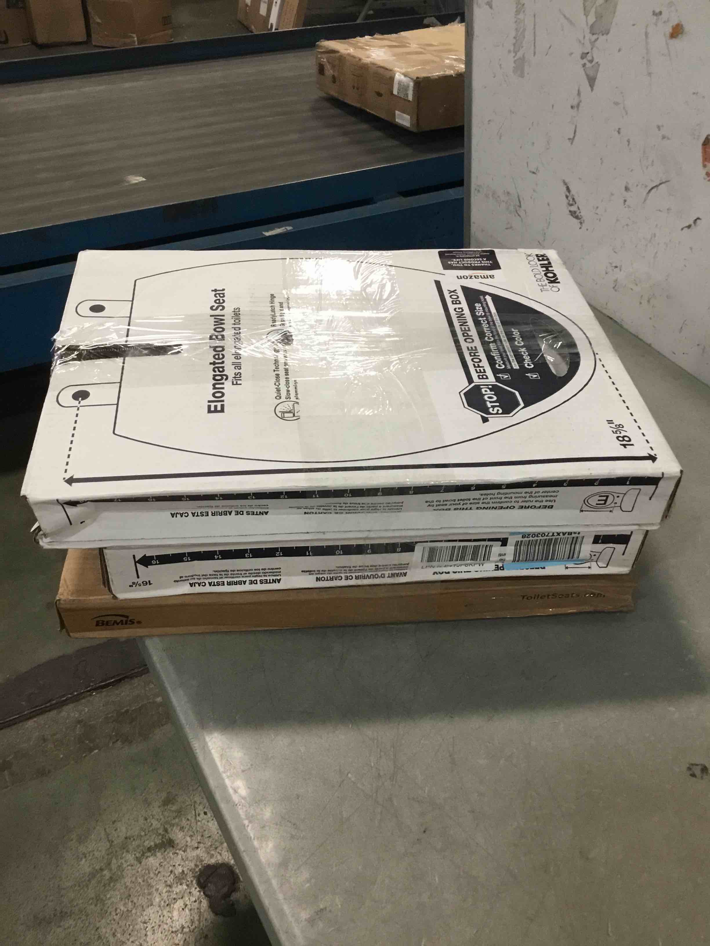 https://s3.amazonaws.com/lotting-images-prod/bidfta/RED6787179_1722378635031.jpeg