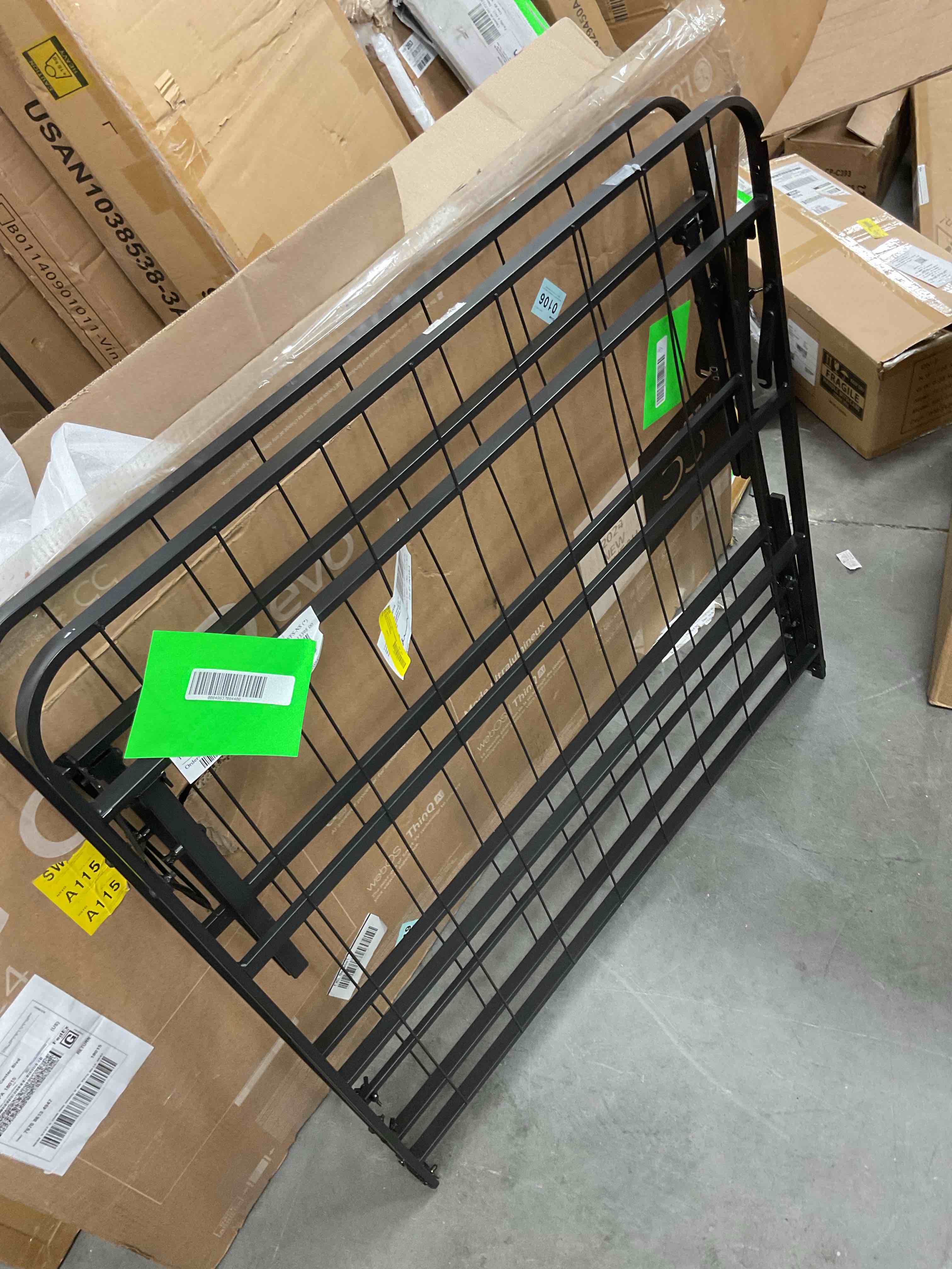 https://s3.amazonaws.com/lotting-images-prod/bidfta/RED6800222_1736867845048.jpeg