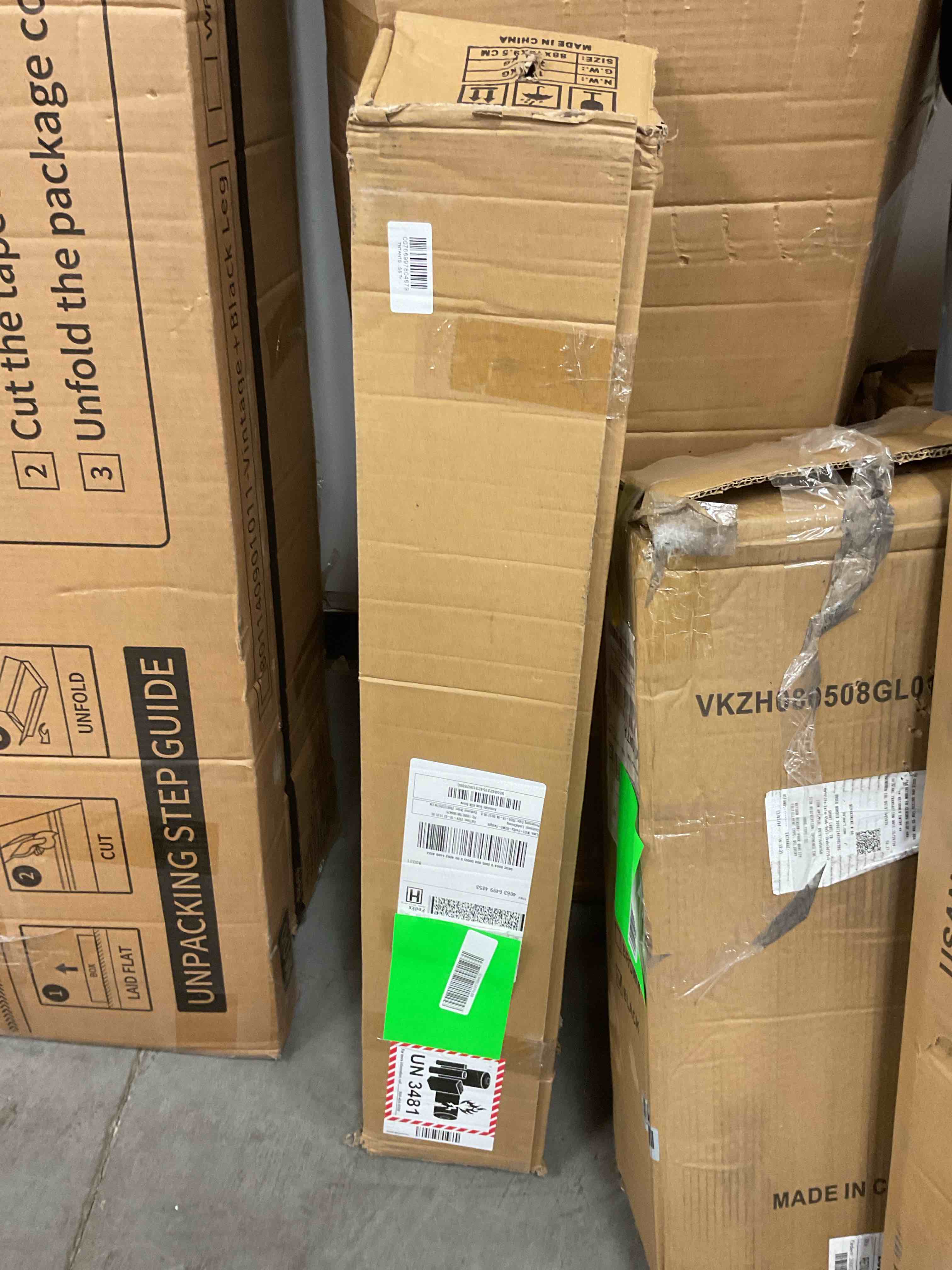 https://s3.amazonaws.com/lotting-images-prod/bidfta/RED6800231_1736869414065.jpeg