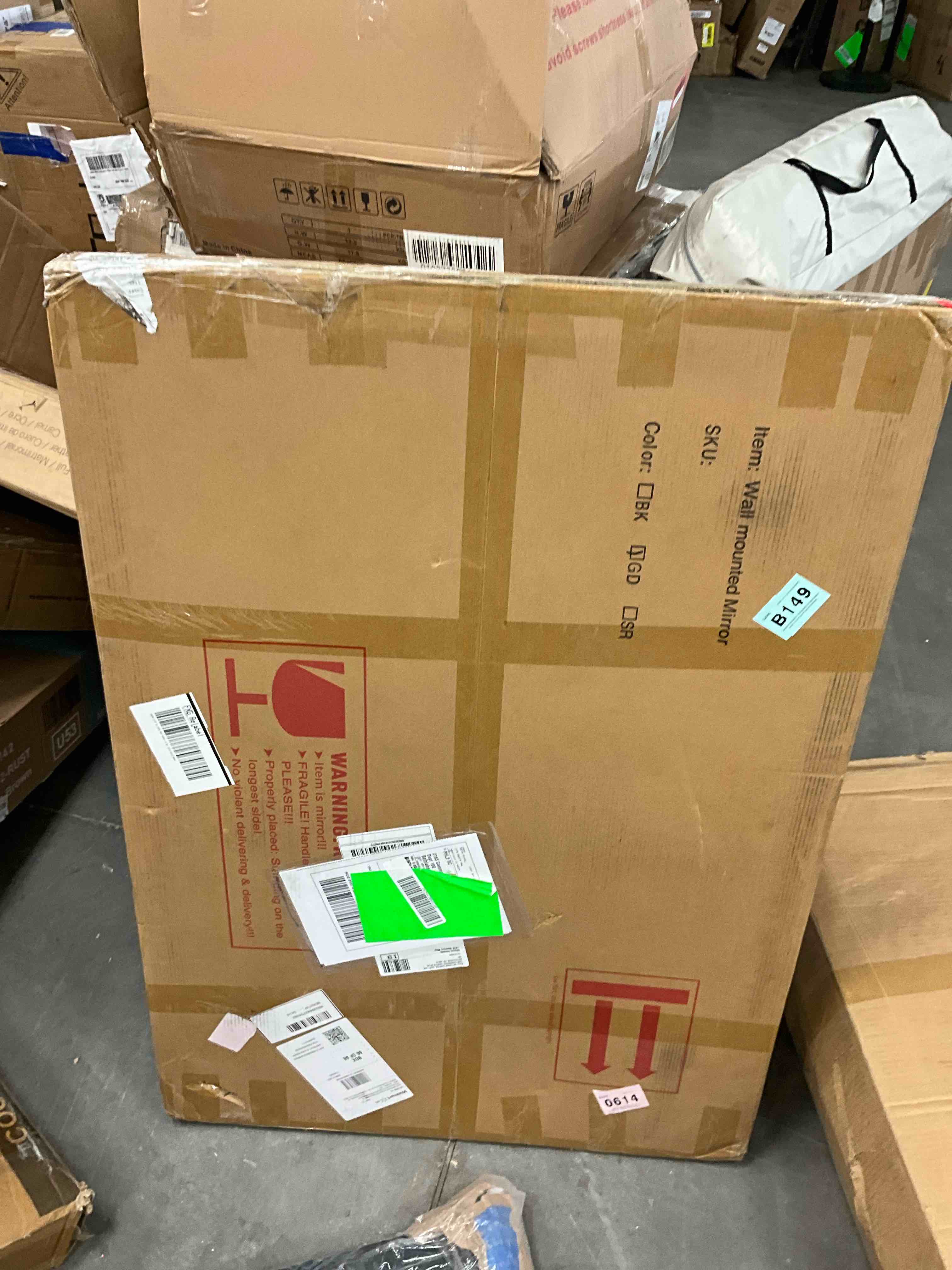 https://s3.amazonaws.com/lotting-images-prod/bidfta/RED6800393_1736952576915.jpeg