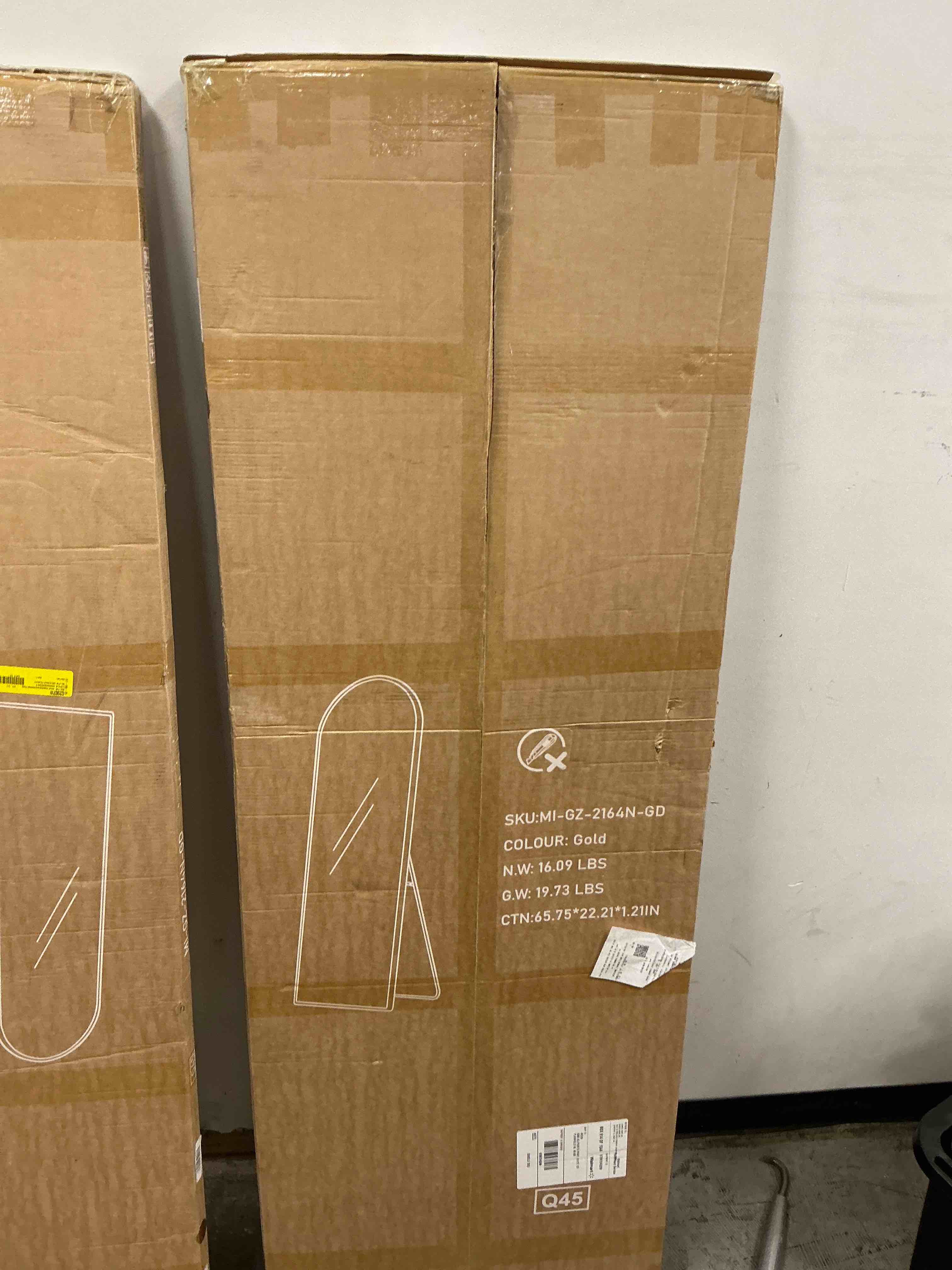 https://s3.amazonaws.com/lotting-images-prod/bidfta/RED6801785_1753534730161.jpeg
