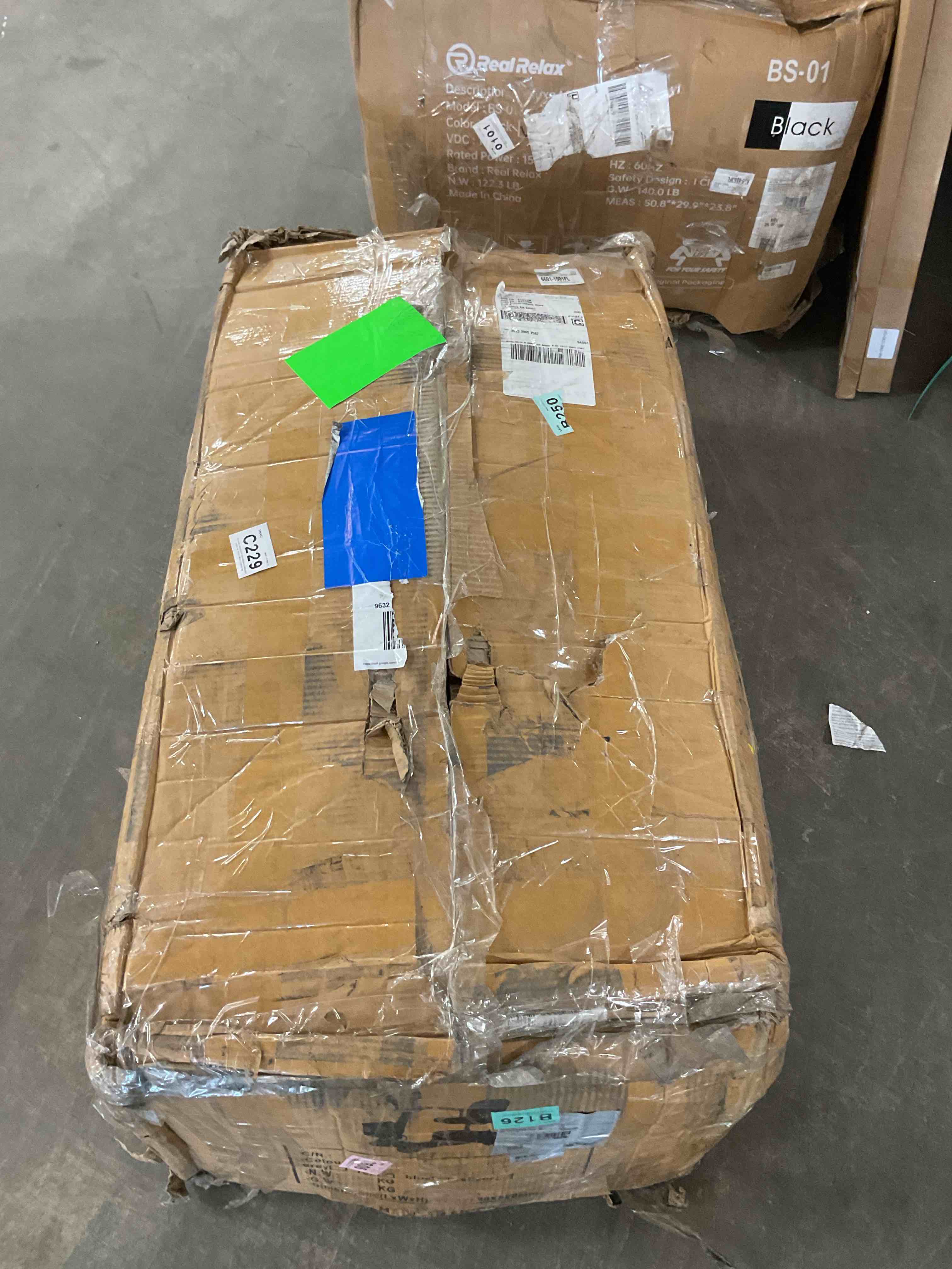 https://s3.amazonaws.com/lotting-images-prod/bidfta/RED6804540_1737828910309.jpeg