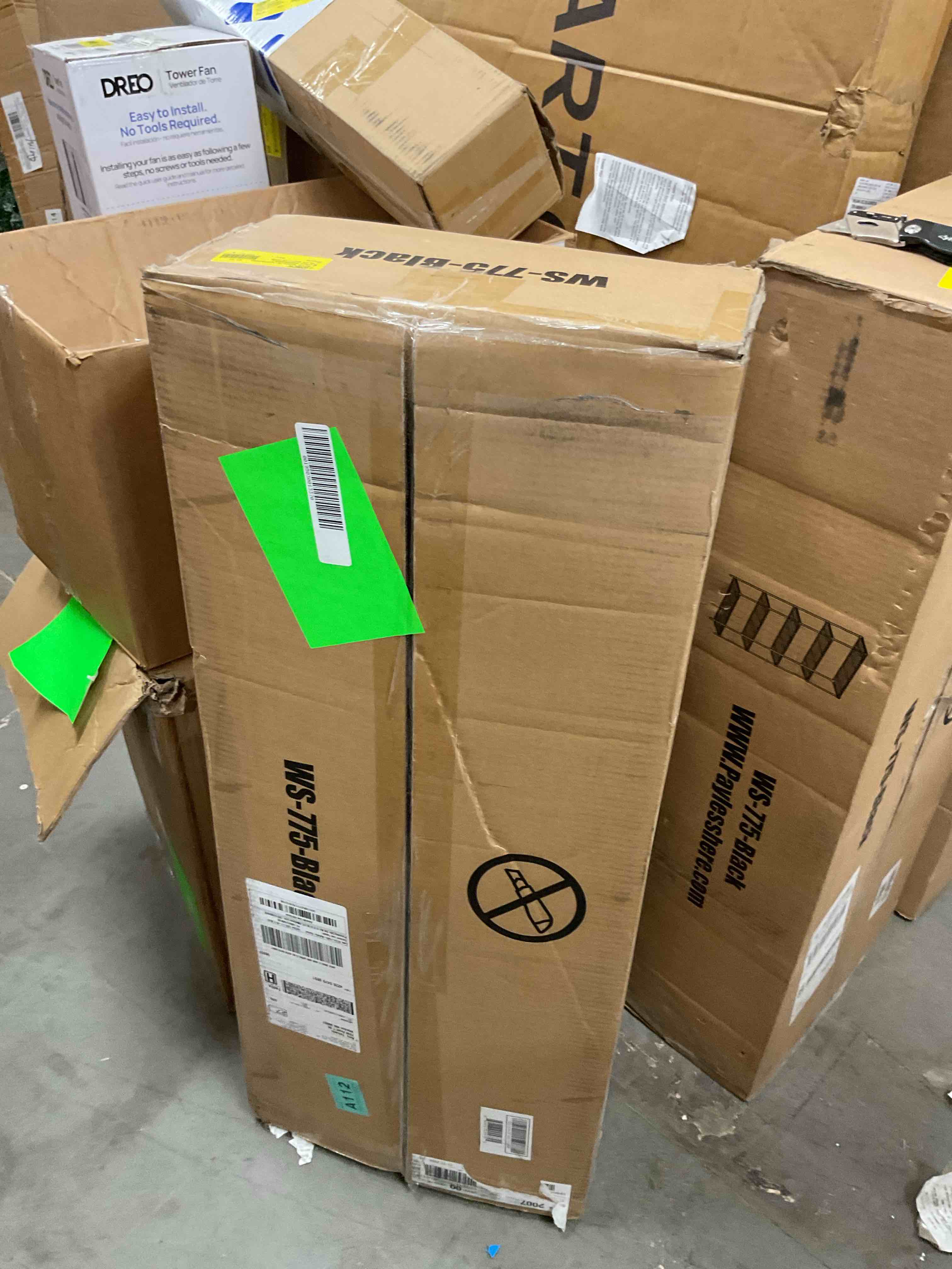 https://s3.amazonaws.com/lotting-images-prod/bidfta/RED6804707_1738096856543.jpeg