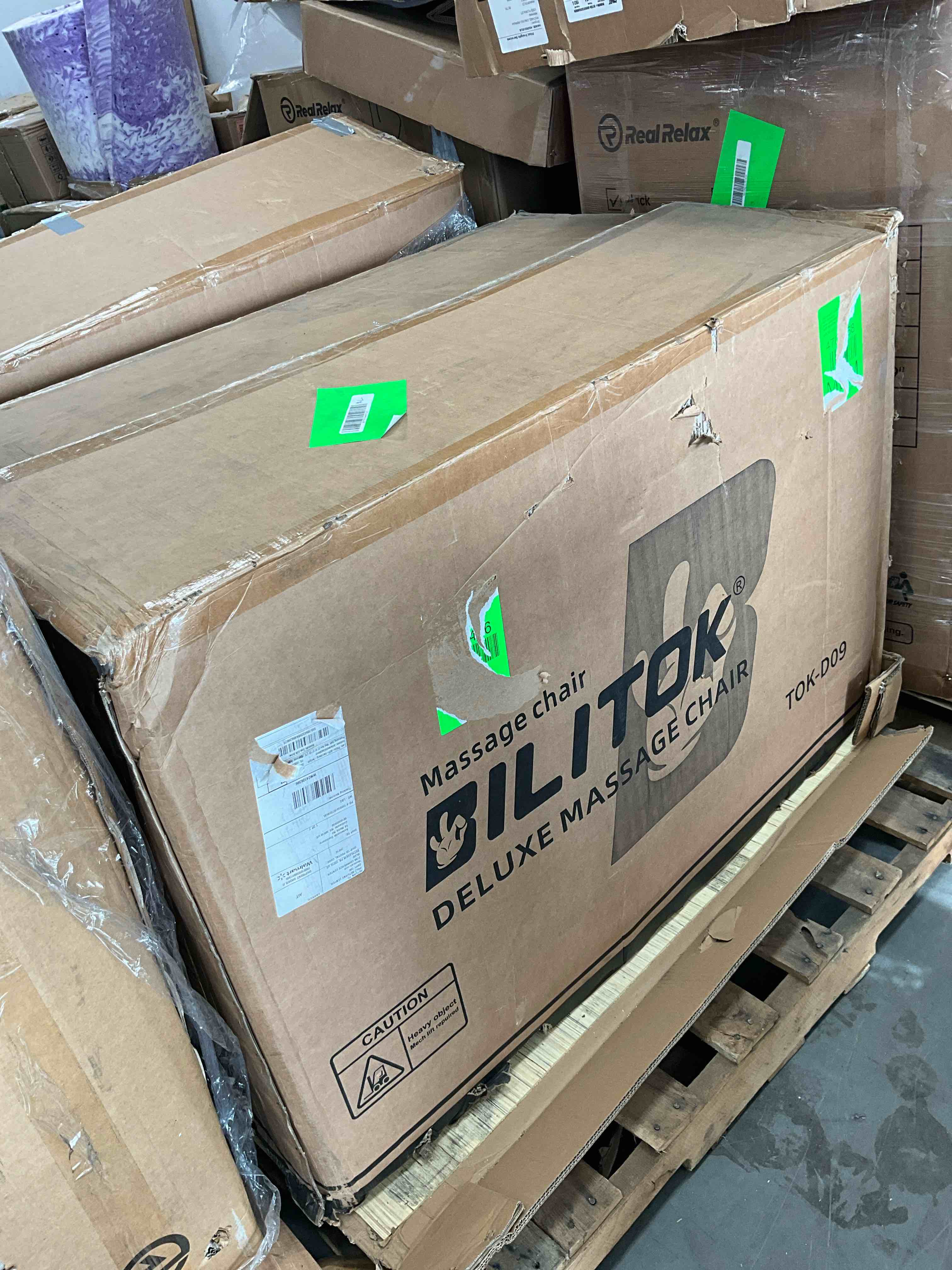 https://s3.amazonaws.com/lotting-images-prod/bidfta/RED6804777_1738249373927.jpeg