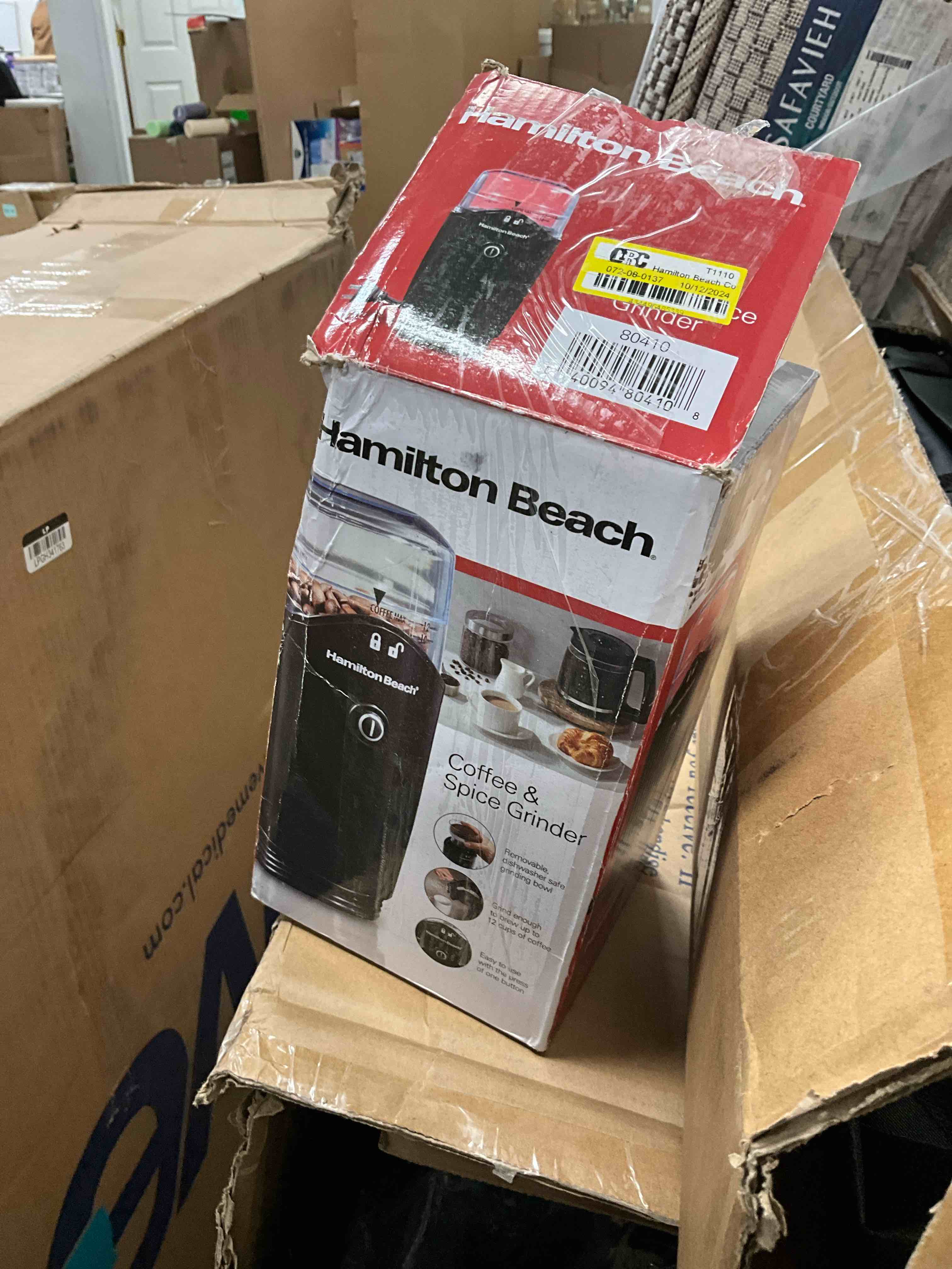 https://s3.amazonaws.com/lotting-images-prod/bidfta/RED6804817_1738255775621.jpeg