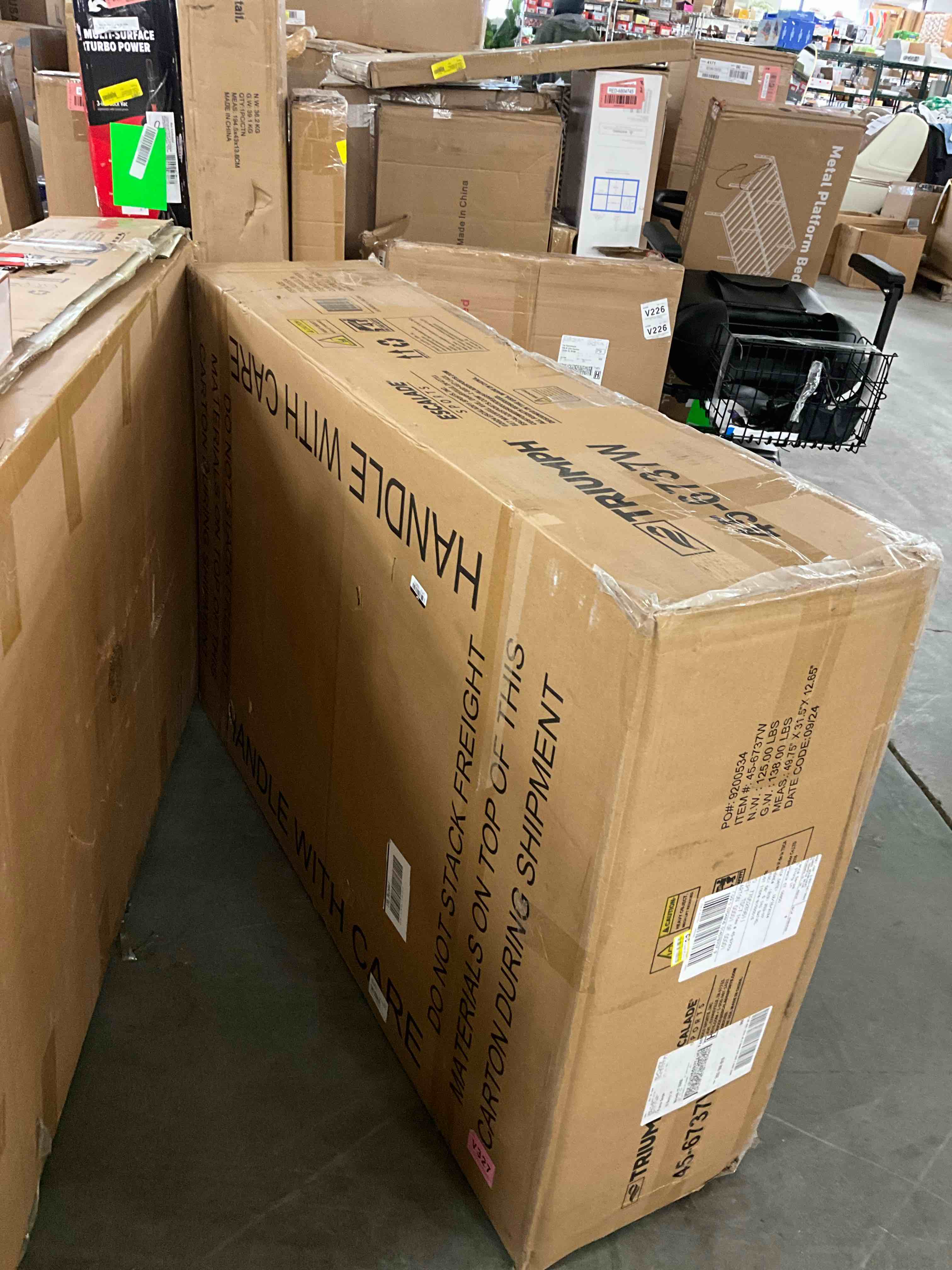 https://s3.amazonaws.com/lotting-images-prod/bidfta/RED6804864_1738262208246.jpeg