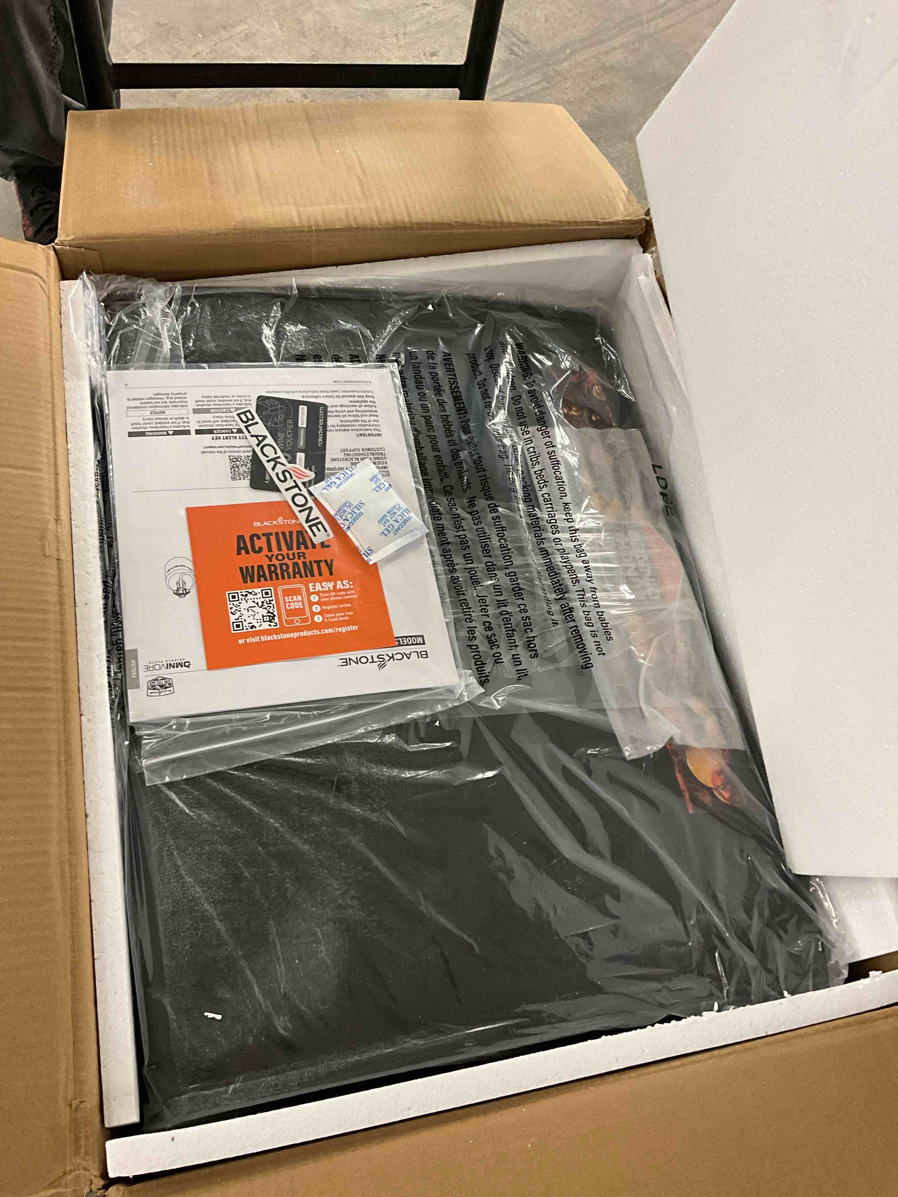 https://s3.amazonaws.com/lotting-images-prod/bidfta/RED6804871_1738263506506.jpeg