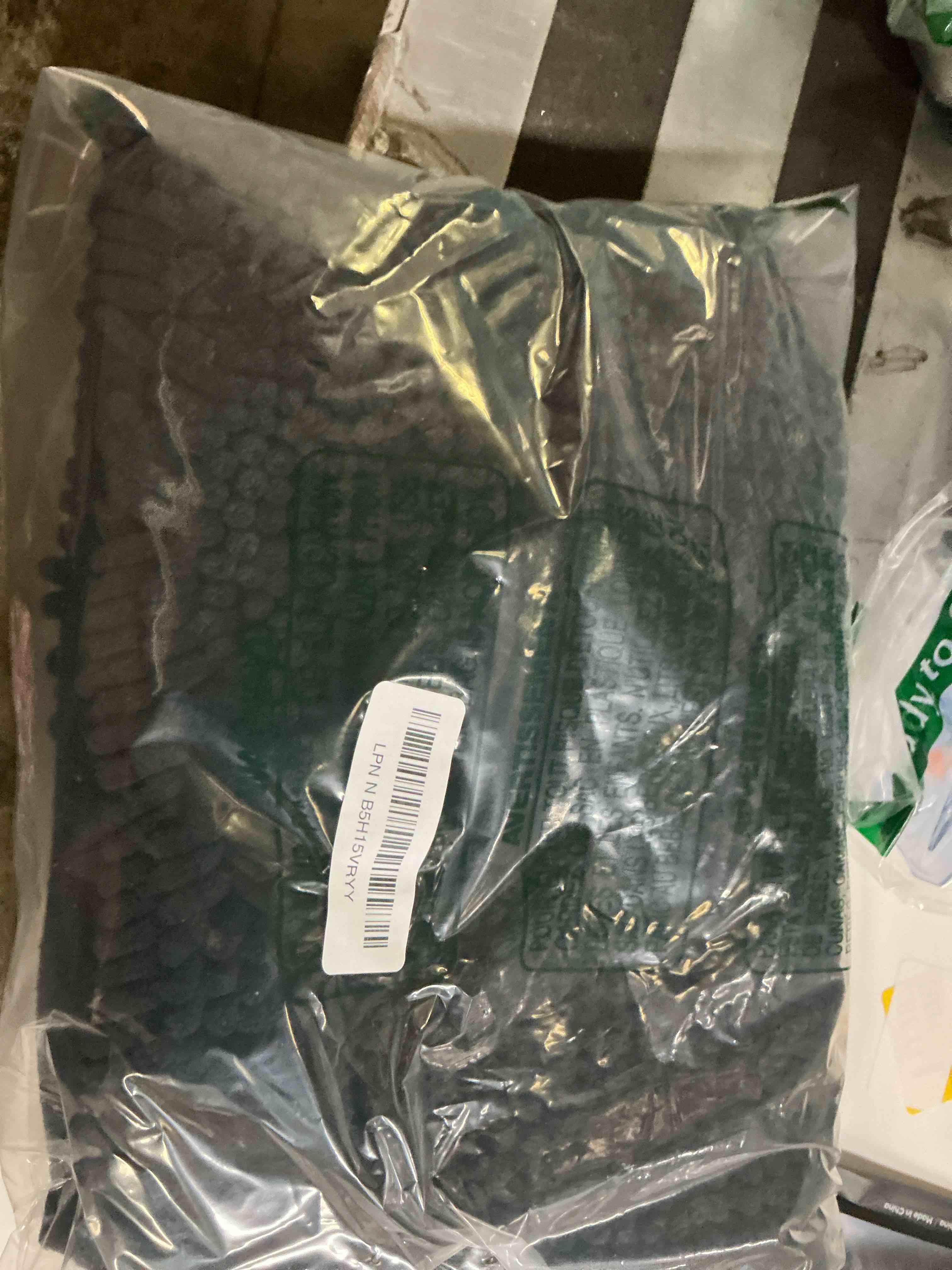 https://s3.amazonaws.com/lotting-images-prod/bidfta/RED6805071_1749153301140.jpeg