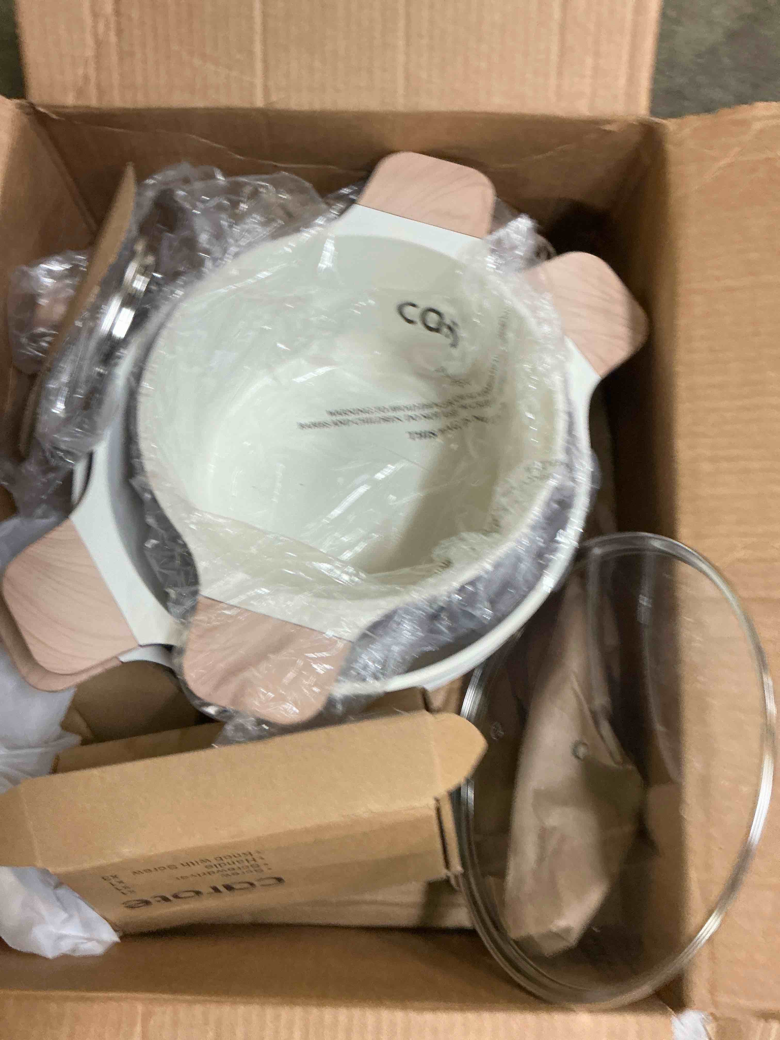 https://s3.amazonaws.com/lotting-images-prod/bidfta/RED6805078_1749154332607.jpeg