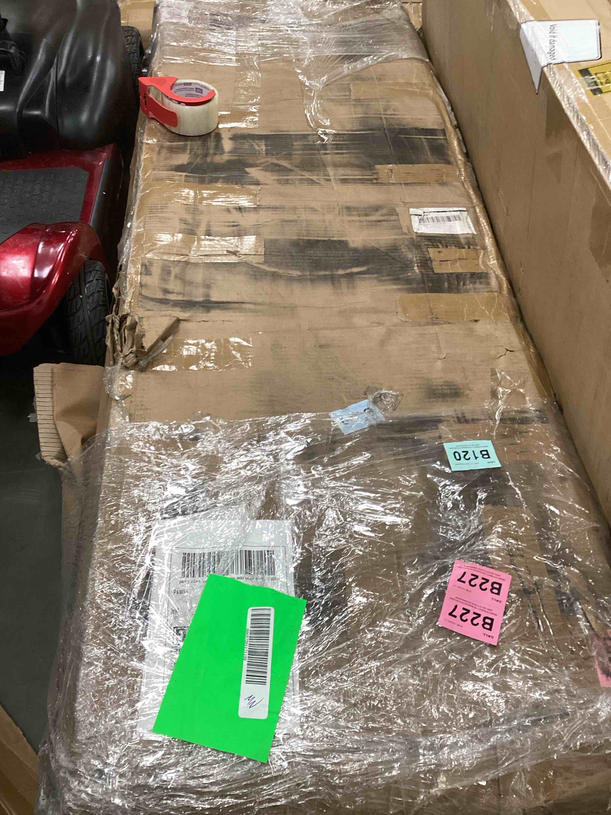 Homfa Queen LED Bed with 4 Drawers, LED Lights Platform Storage Bed