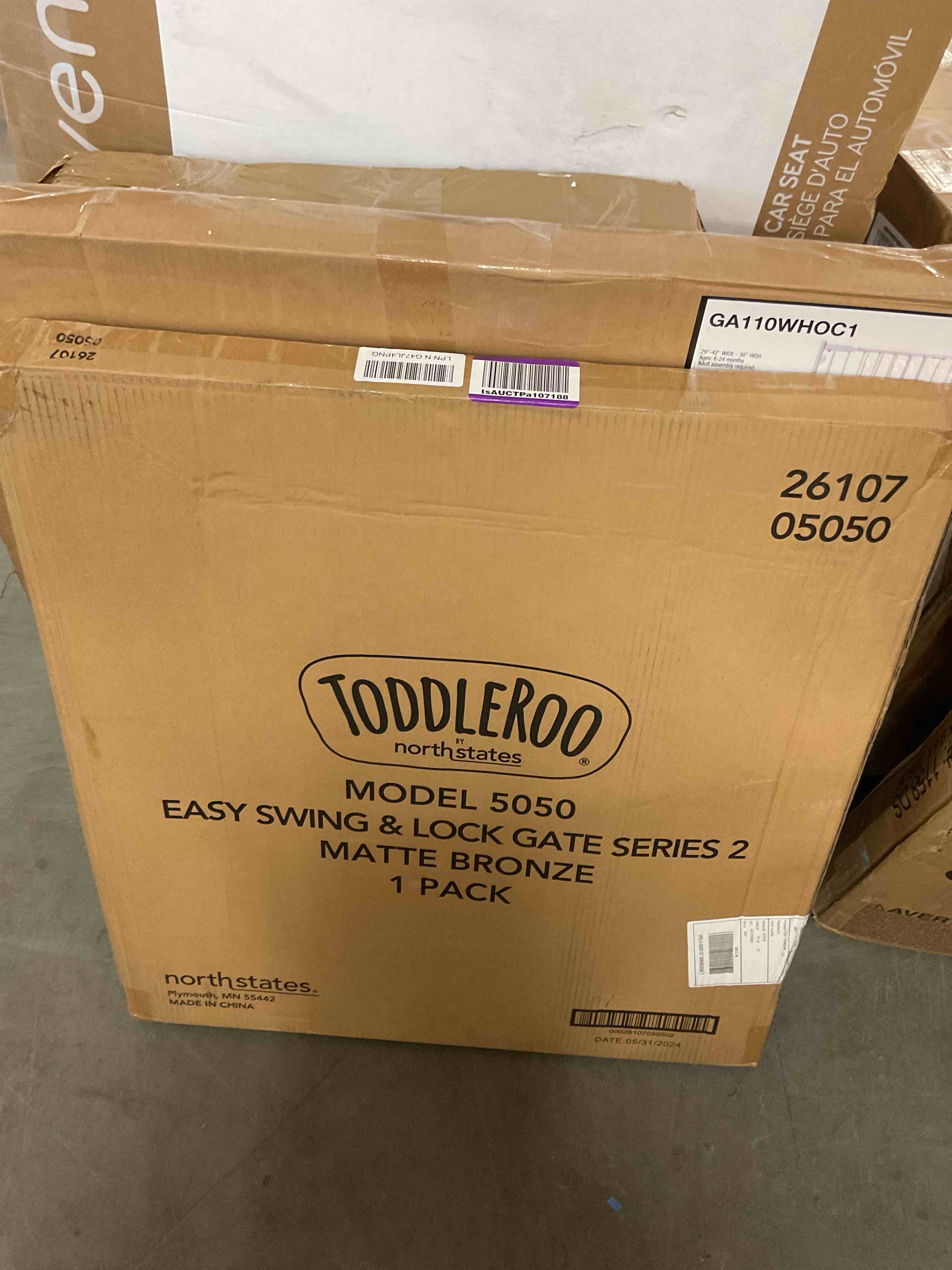 https://s3.amazonaws.com/lotting-images-prod/bidfta/RED6822570_1732651550106.jpeg