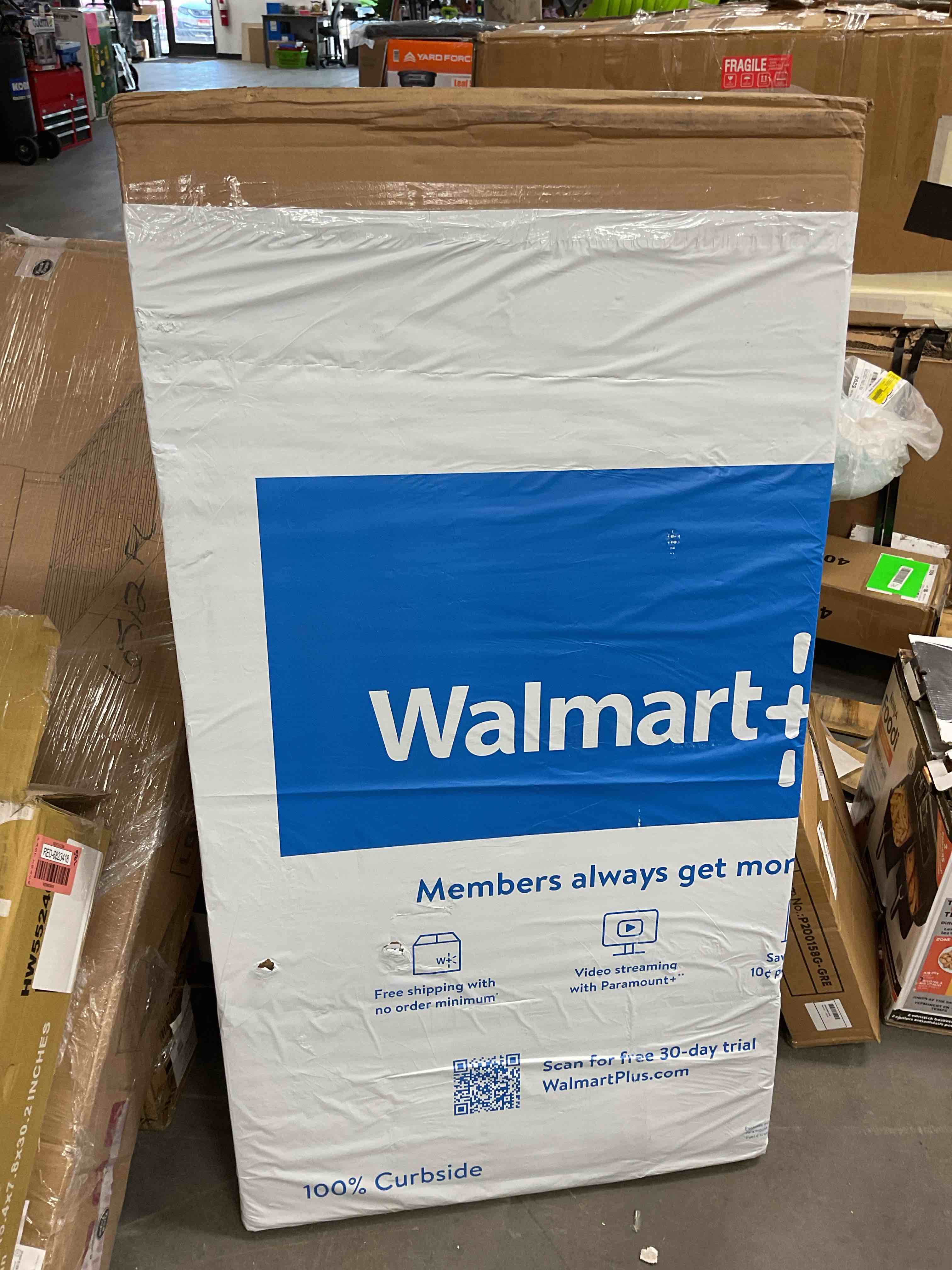 https://s3.amazonaws.com/lotting-images-prod/bidfta/RED6823424_1734199071554.jpeg