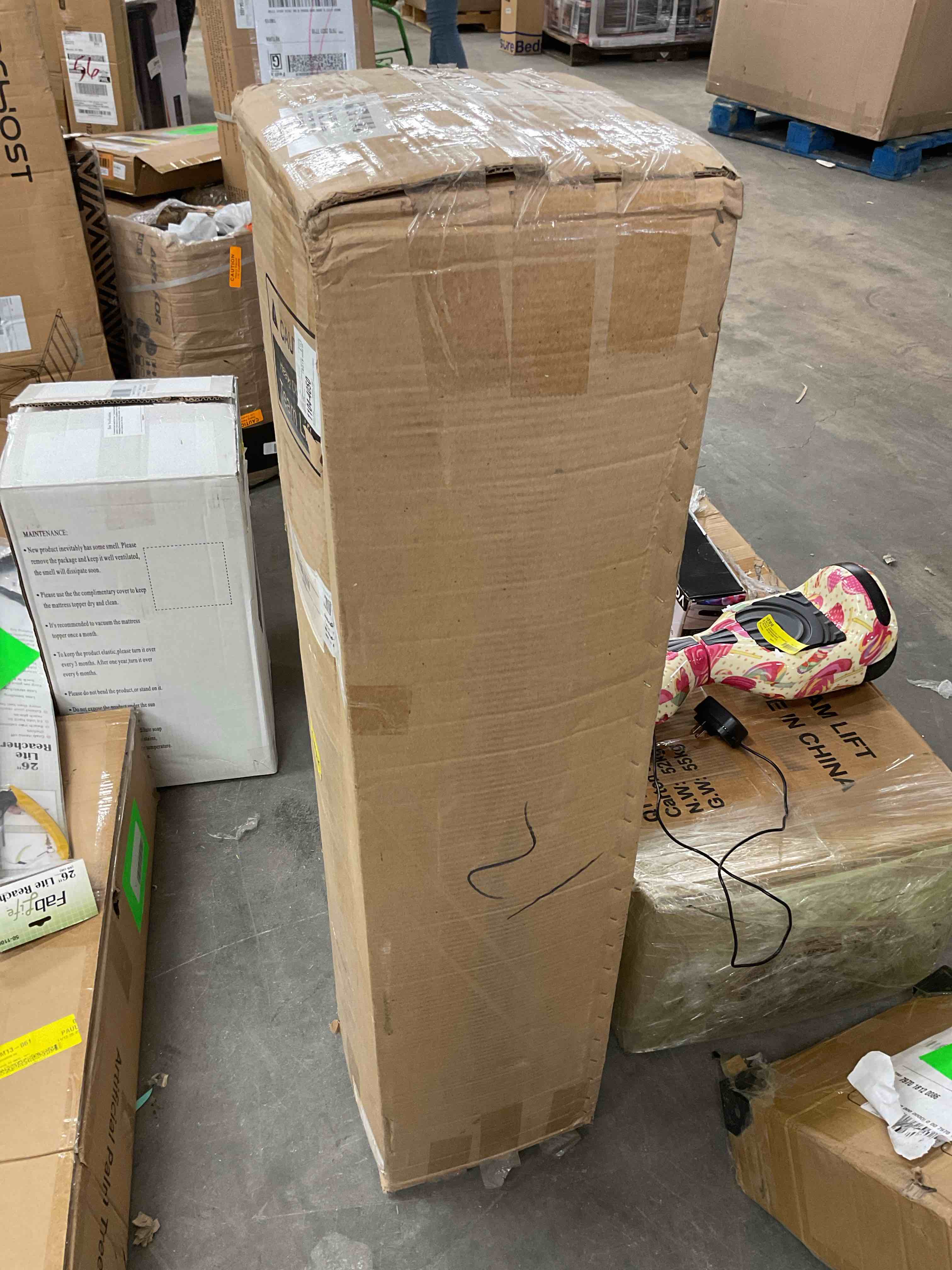 https://s3.amazonaws.com/lotting-images-prod/bidfta/RED6823427_1734199520750.jpeg