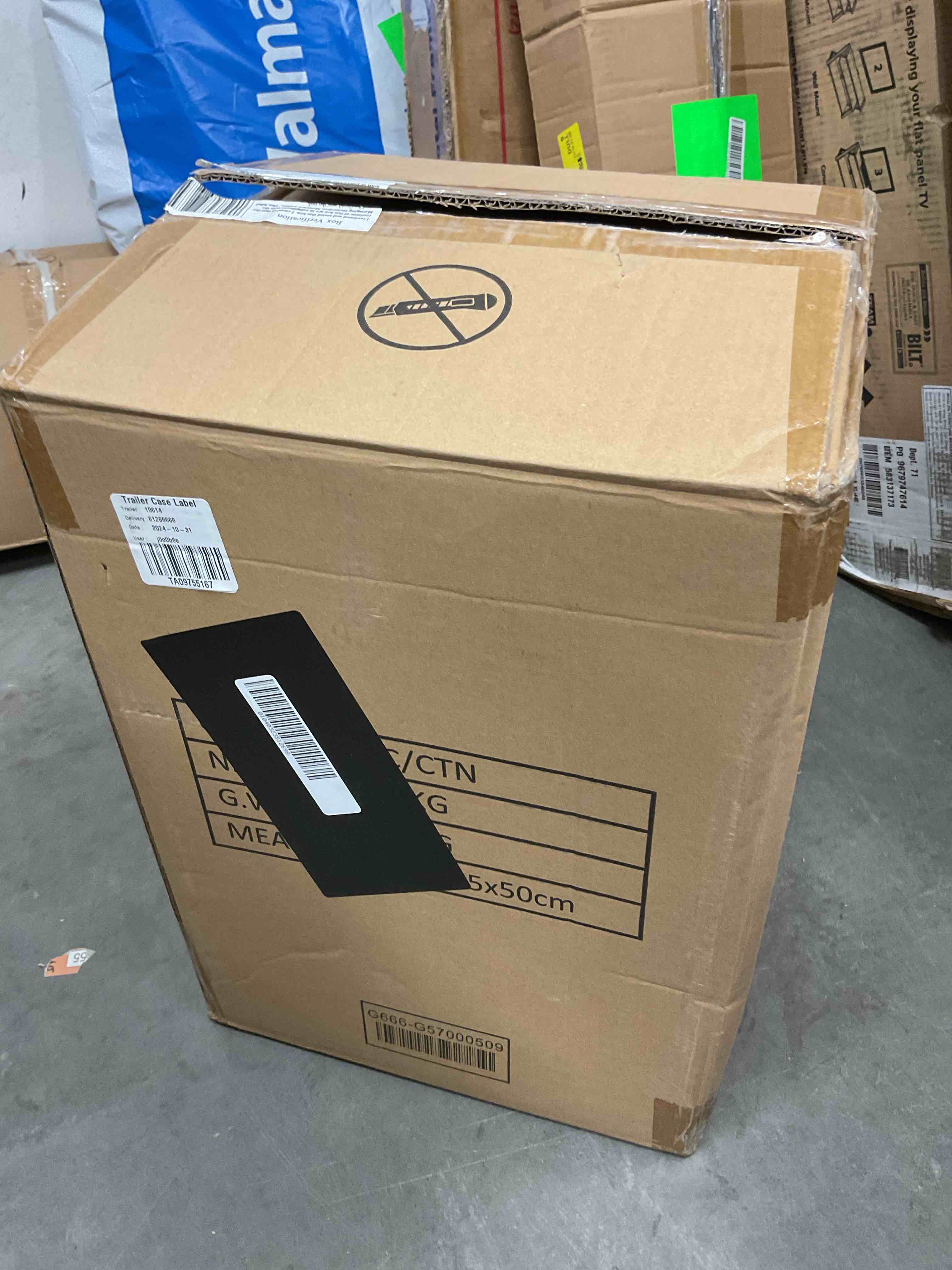 https://s3.amazonaws.com/lotting-images-prod/bidfta/RED6823441_1734201843321.jpeg