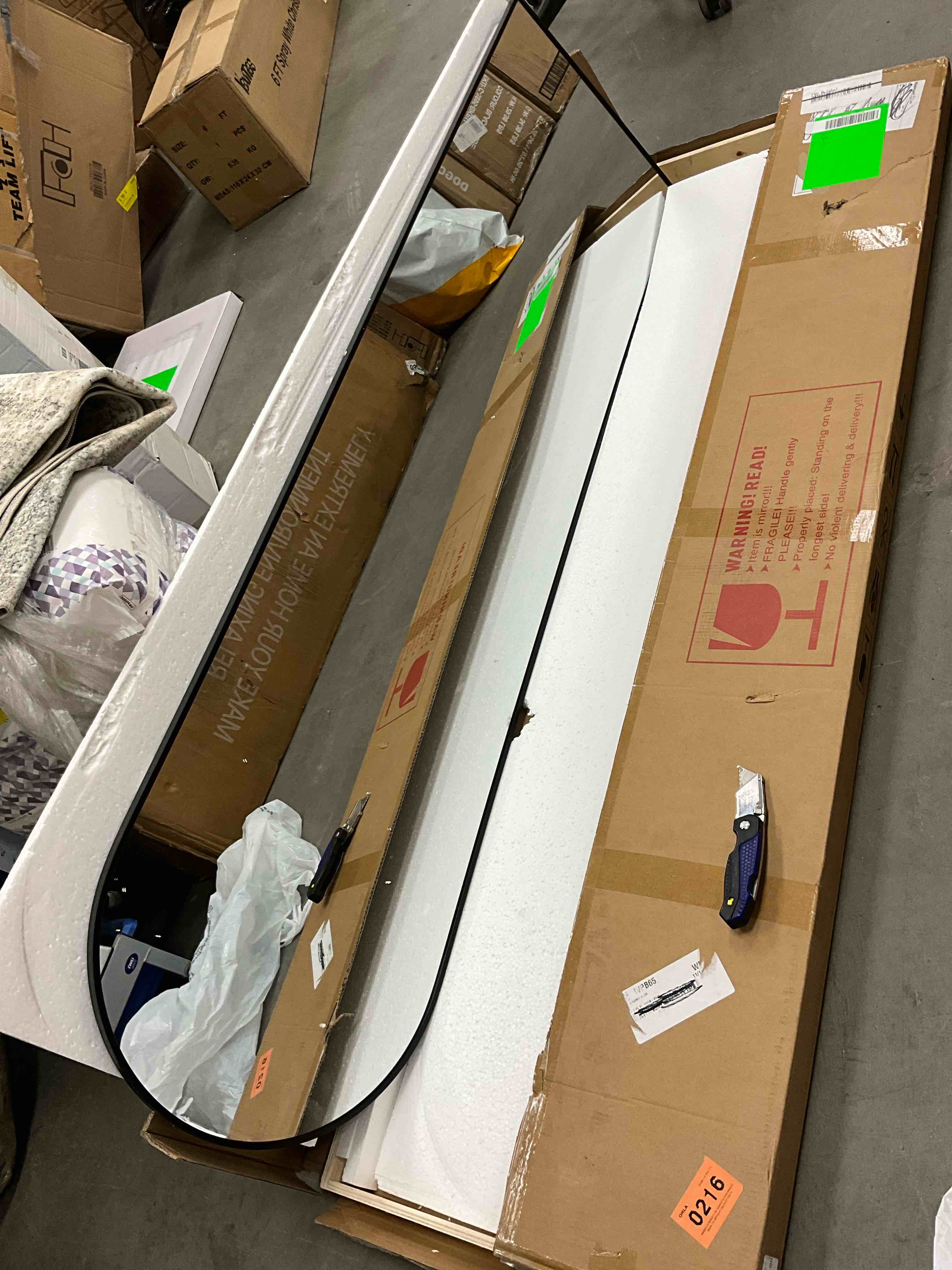 https://s3.amazonaws.com/lotting-images-prod/bidfta/RED6823457_1734449487047.jpeg