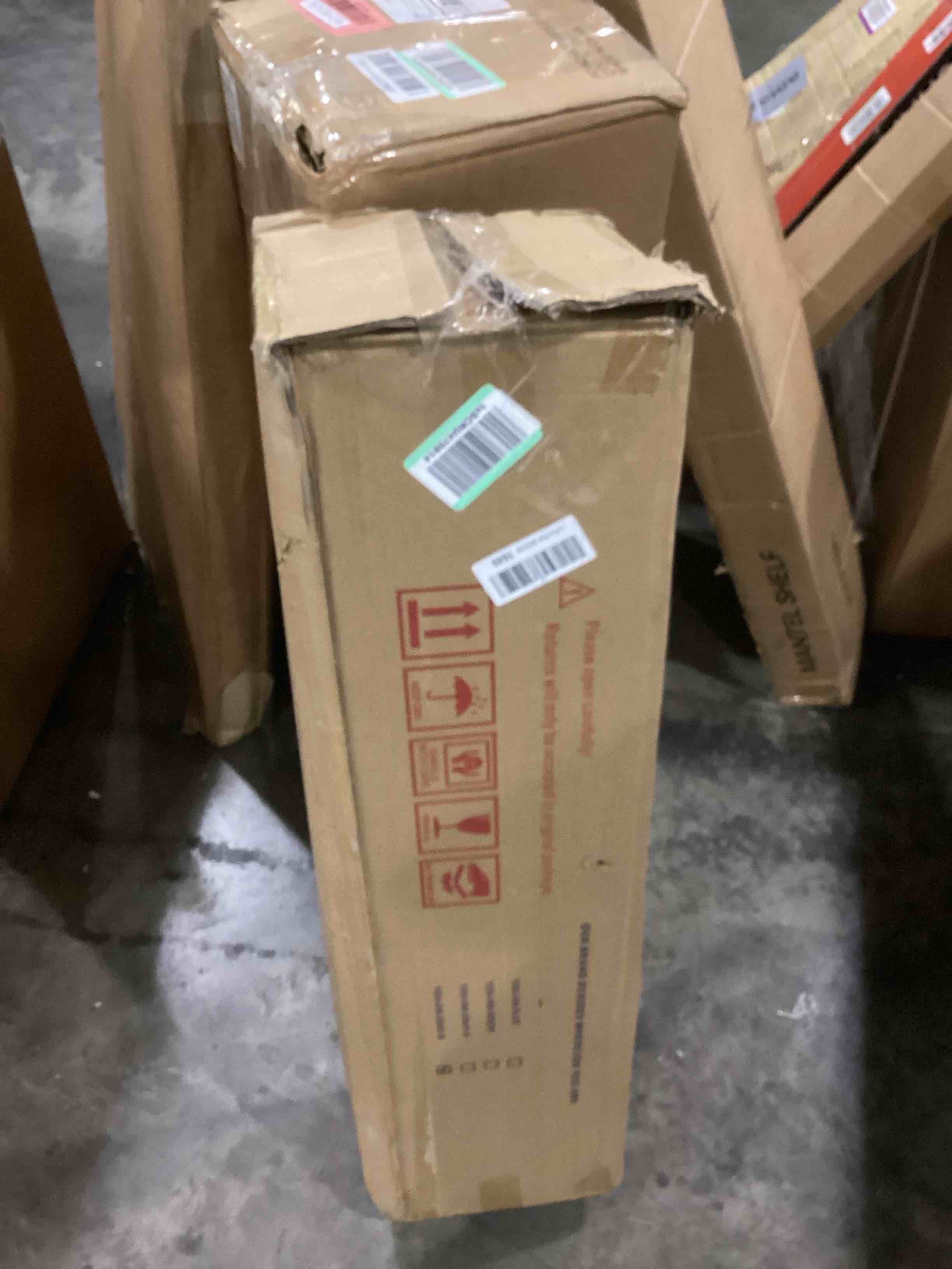 https://s3.amazonaws.com/lotting-images-prod/bidfta/RED6824293_1729878782814.jpeg