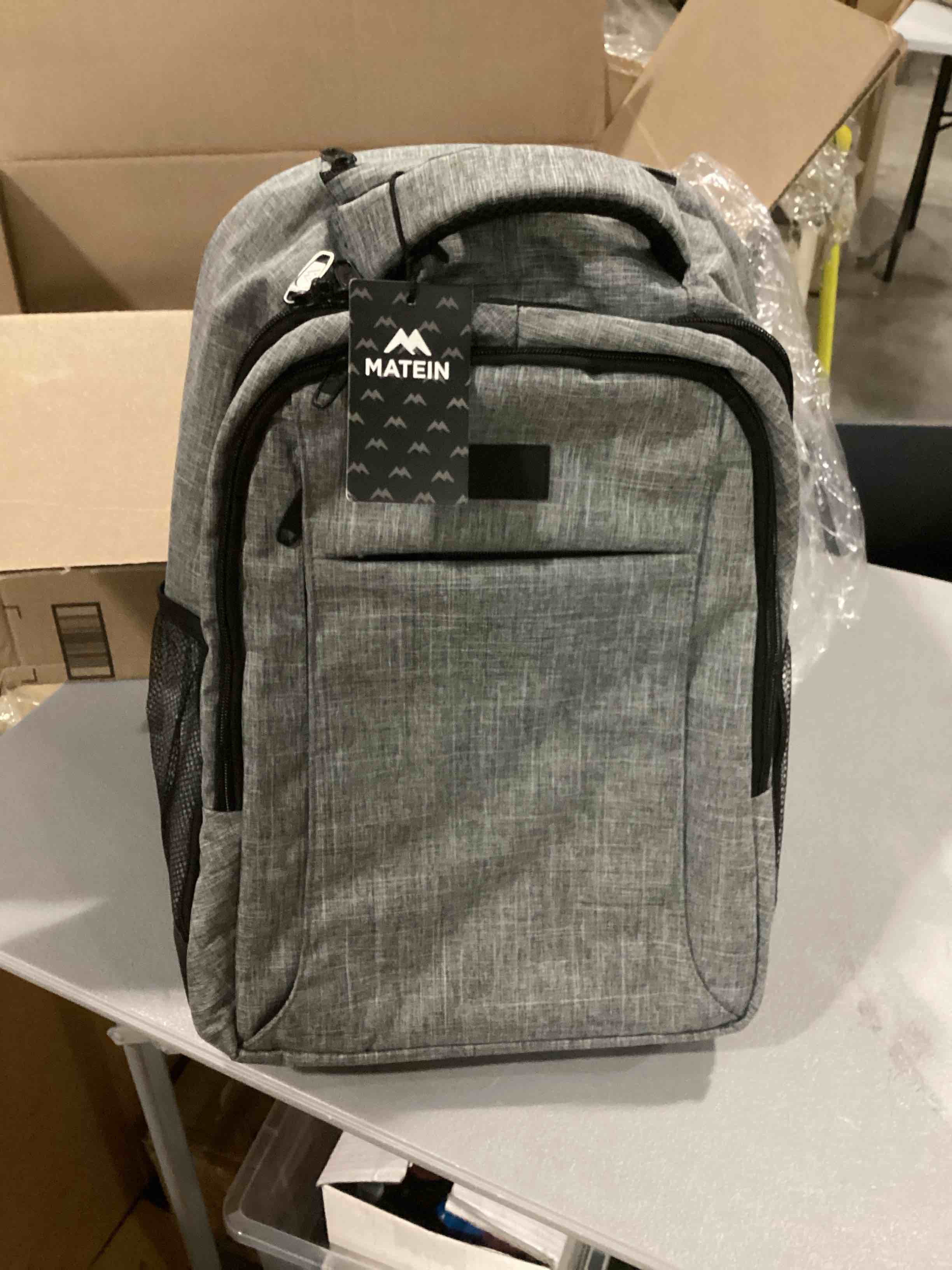 https://s3.amazonaws.com/lotting-images-prod/bidfta/RED6824418_1730134128542.jpeg