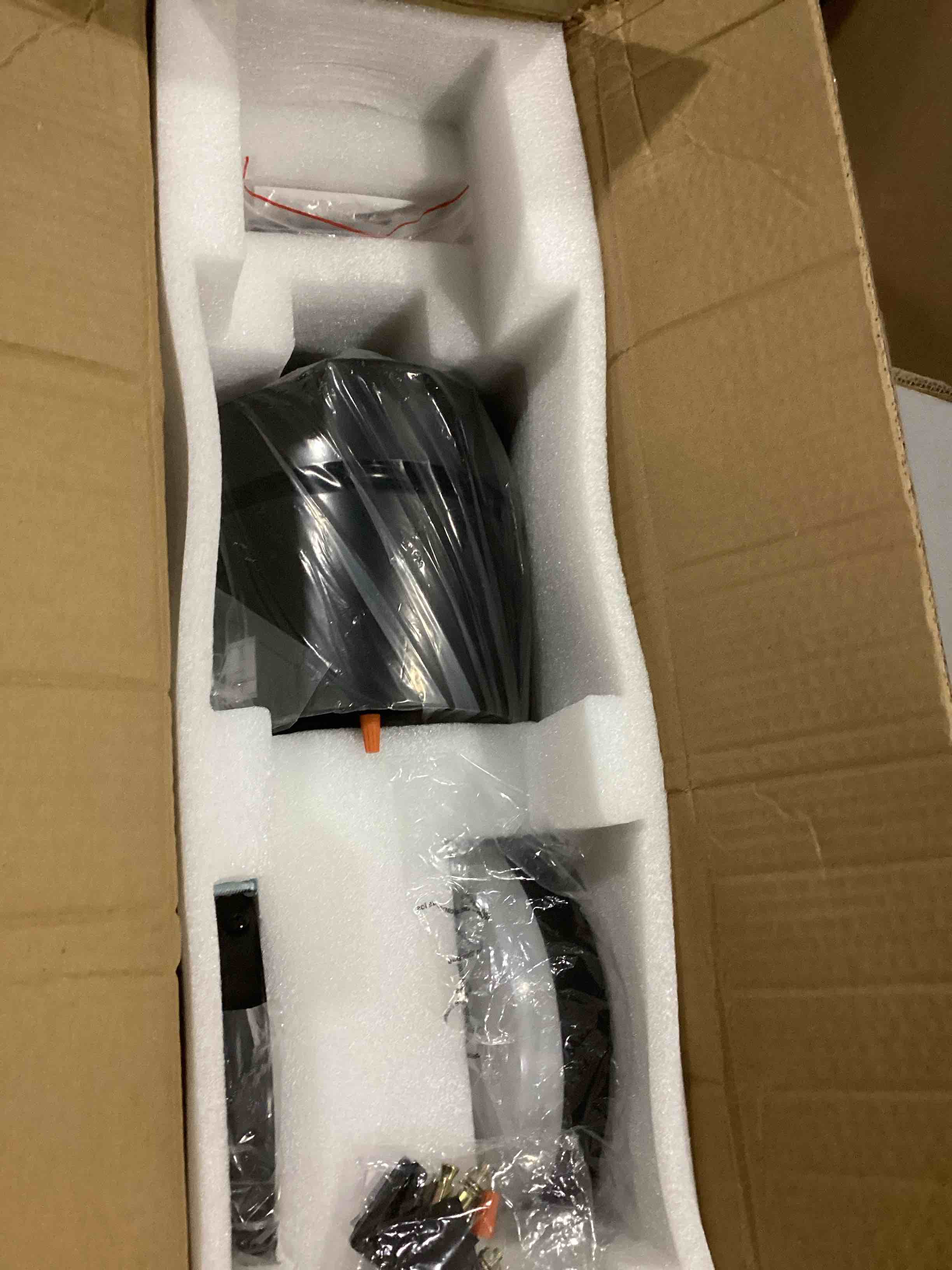 https://s3.amazonaws.com/lotting-images-prod/bidfta/RED6824513_1730208414889.jpeg