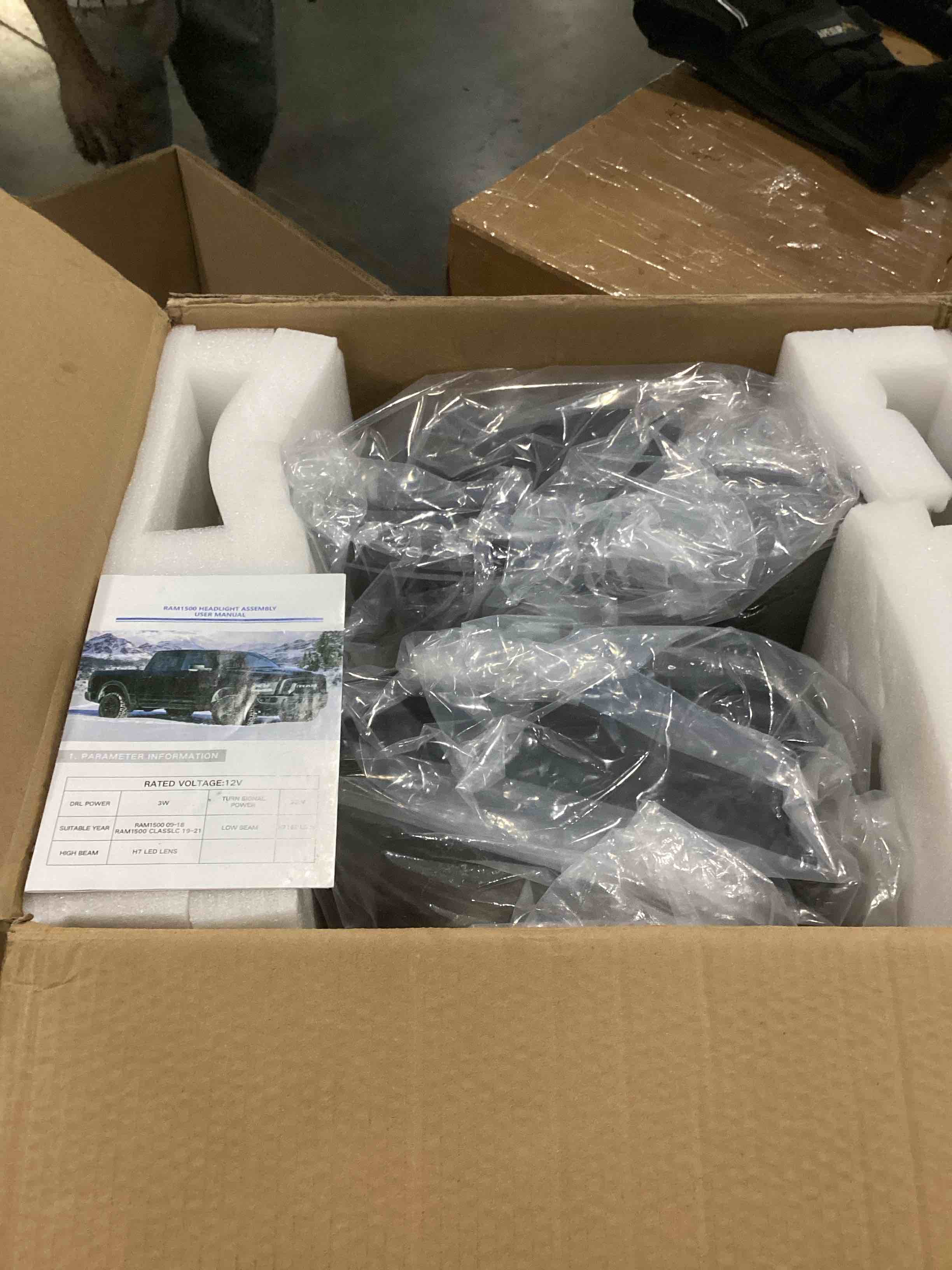 https://s3.amazonaws.com/lotting-images-prod/bidfta/RED6824537_1730213186065.jpeg