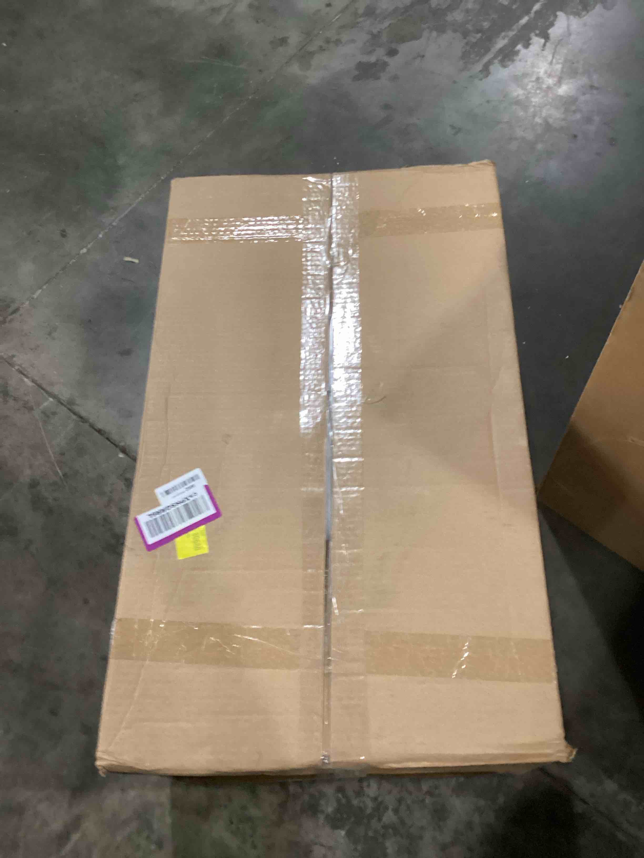 https://s3.amazonaws.com/lotting-images-prod/bidfta/RED6824613_1730227558029.jpeg