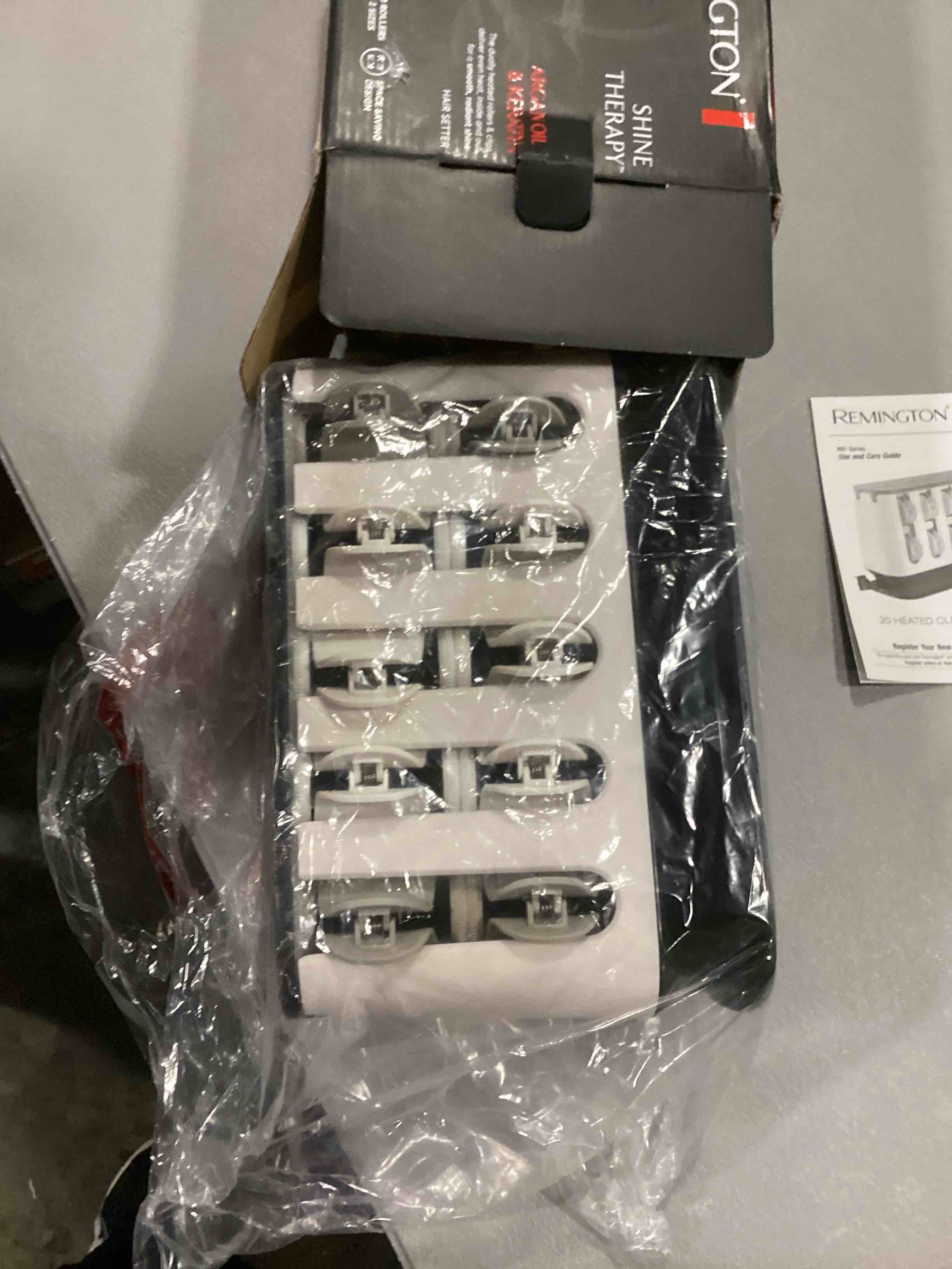 https://s3.amazonaws.com/lotting-images-prod/bidfta/RED6824677_1730294217230.jpeg