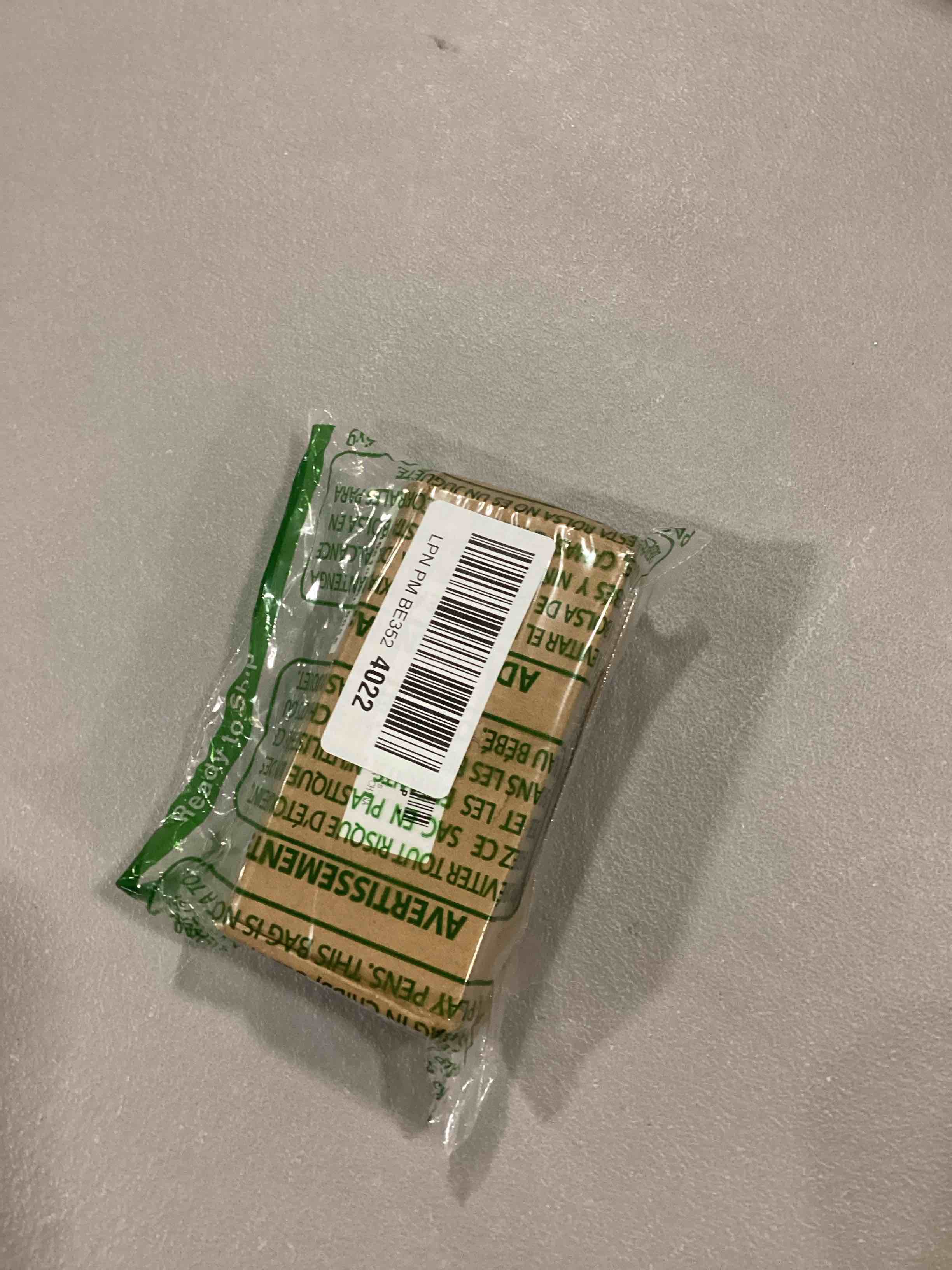 https://s3.amazonaws.com/lotting-images-prod/bidfta/RED6824739_1730302702306.jpeg