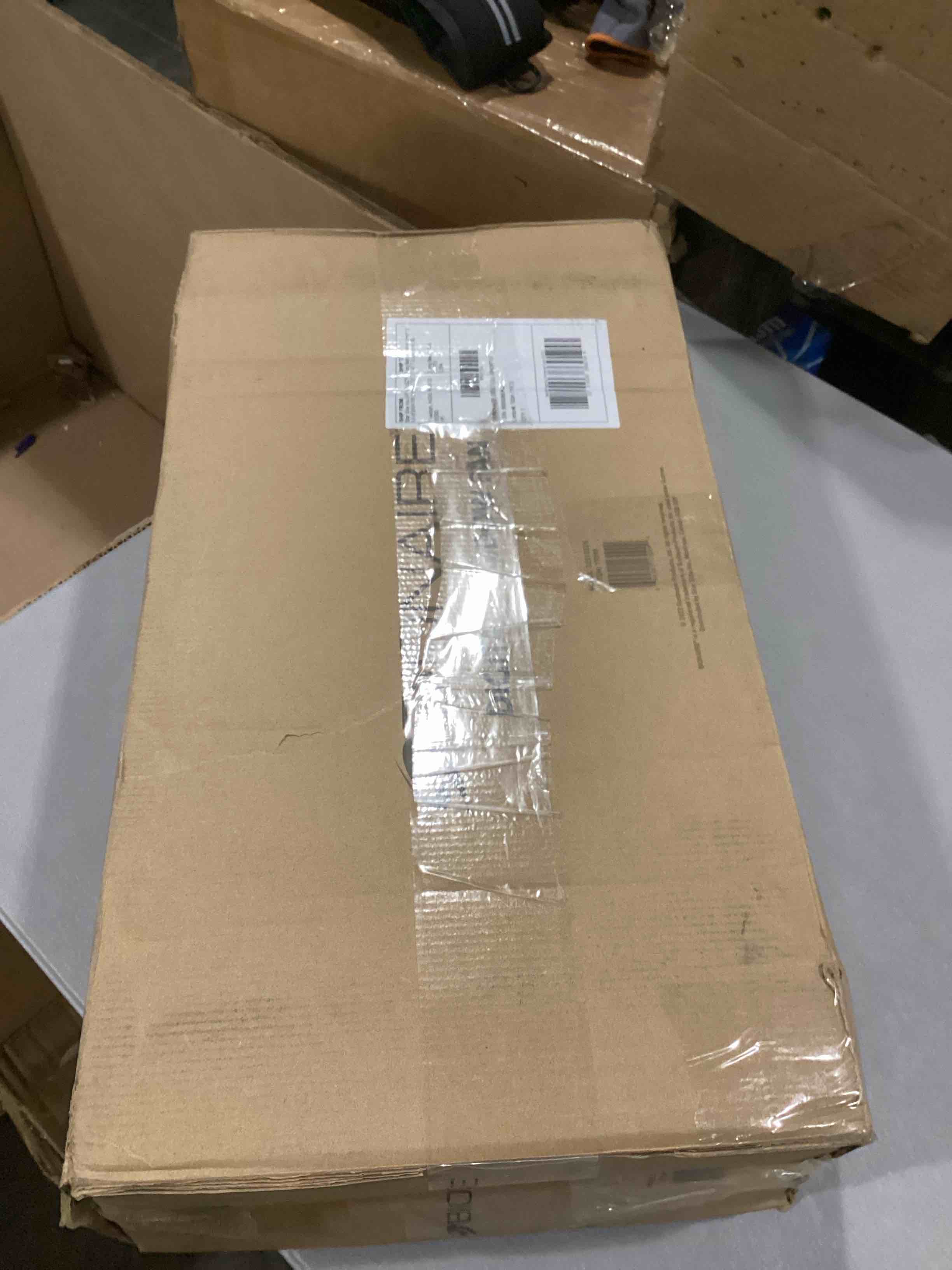 https://s3.amazonaws.com/lotting-images-prod/bidfta/RED6824822_1730375900823.jpeg