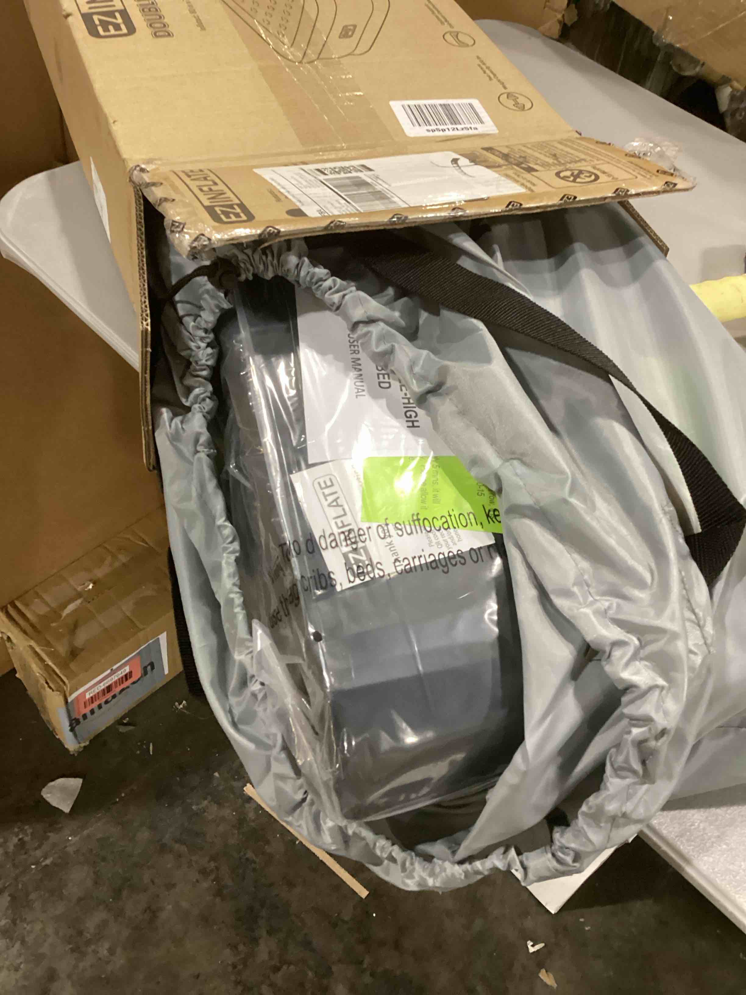 https://s3.amazonaws.com/lotting-images-prod/bidfta/RED6824918_1730395542695.jpeg