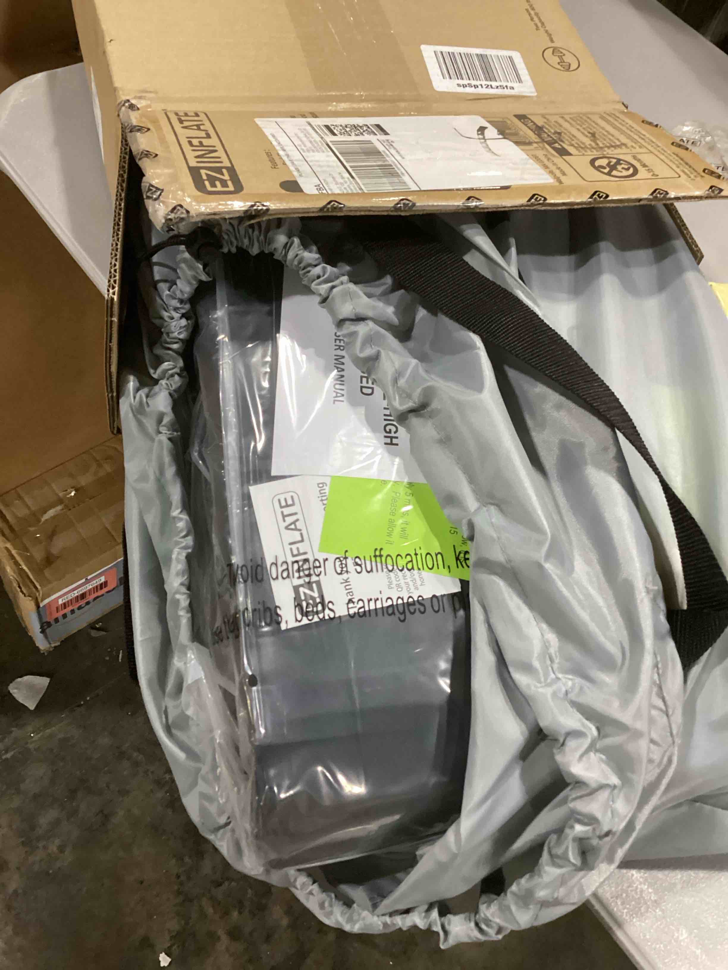 https://s3.amazonaws.com/lotting-images-prod/bidfta/RED6824918_1730395544409.jpeg