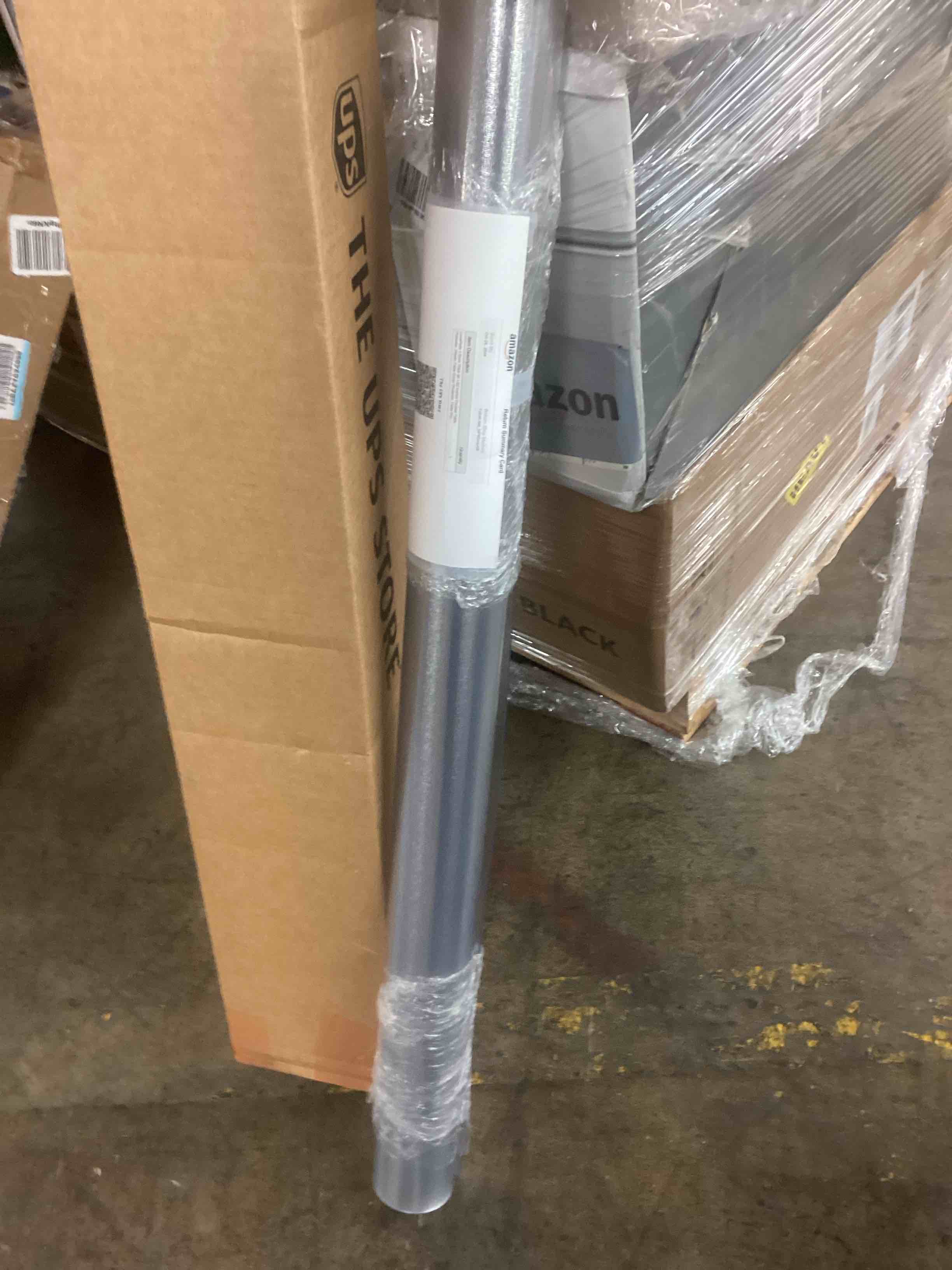 https://s3.amazonaws.com/lotting-images-prod/bidfta/RED6827330_1729189916868.jpeg