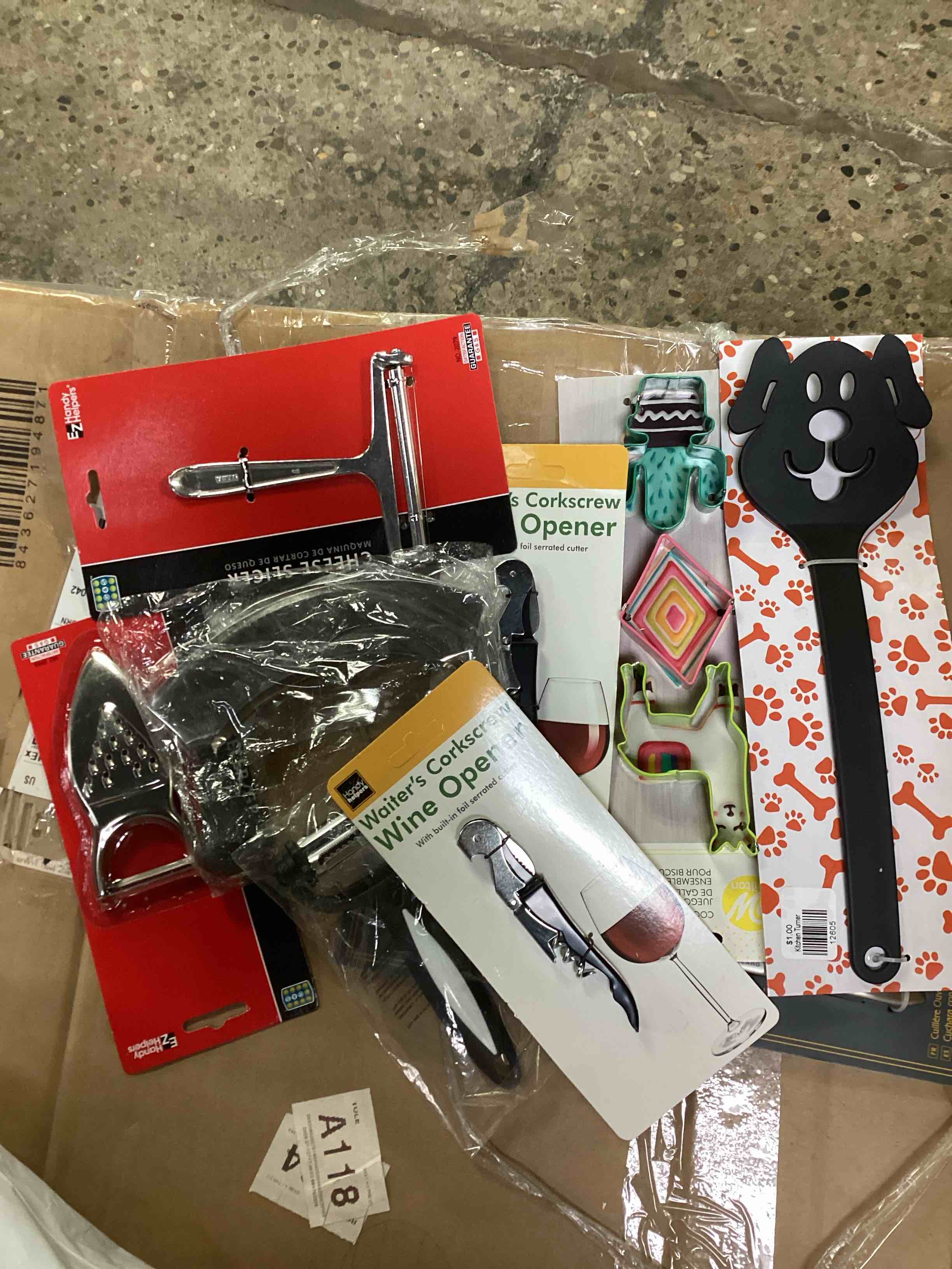 ASSORTED KITCHEN ITEM. 