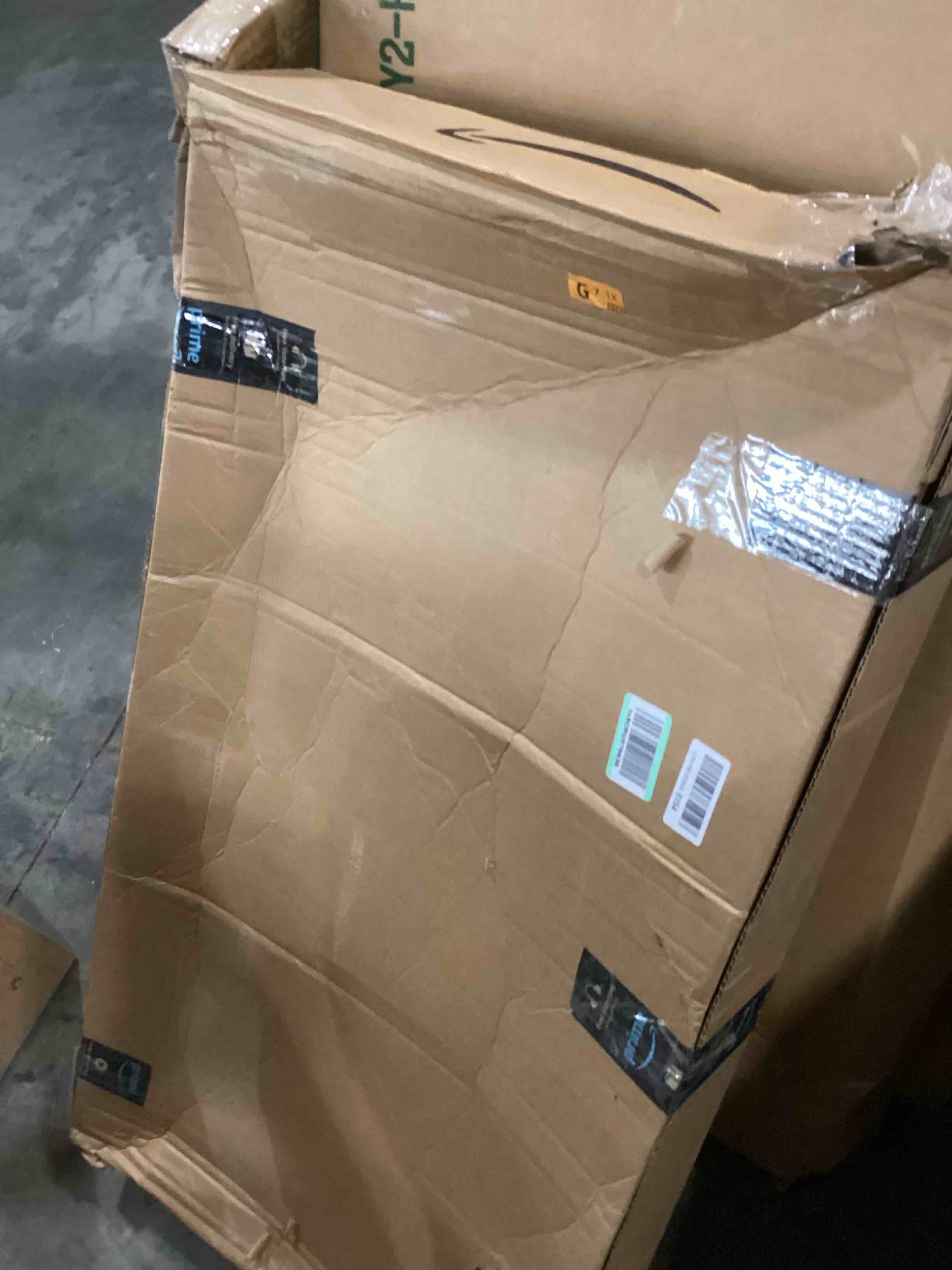 https://s3.amazonaws.com/lotting-images-prod/bidfta/RED6828594_1730834958116.jpeg
