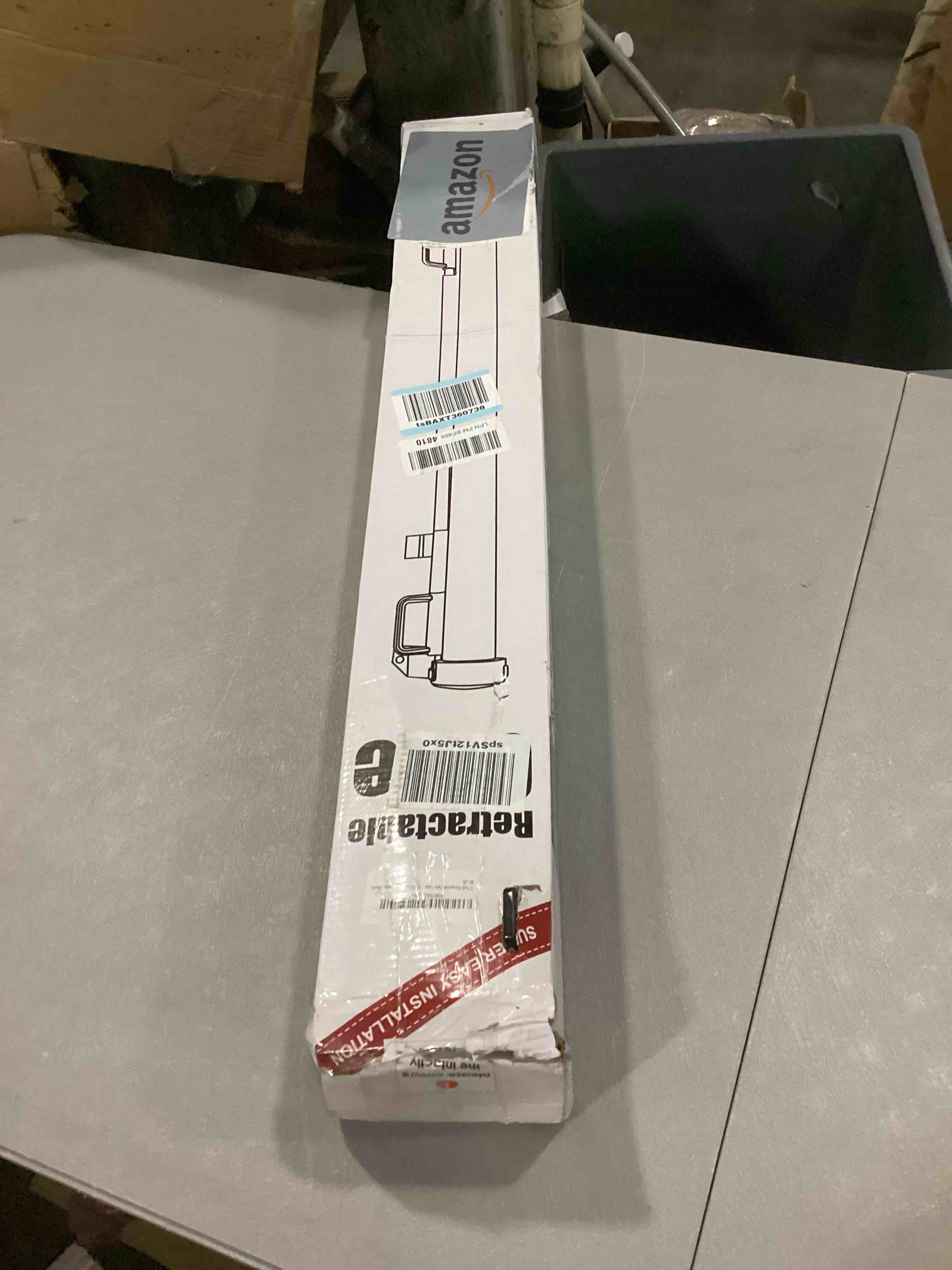 https://s3.amazonaws.com/lotting-images-prod/bidfta/RED6828704_1730910903196.jpeg