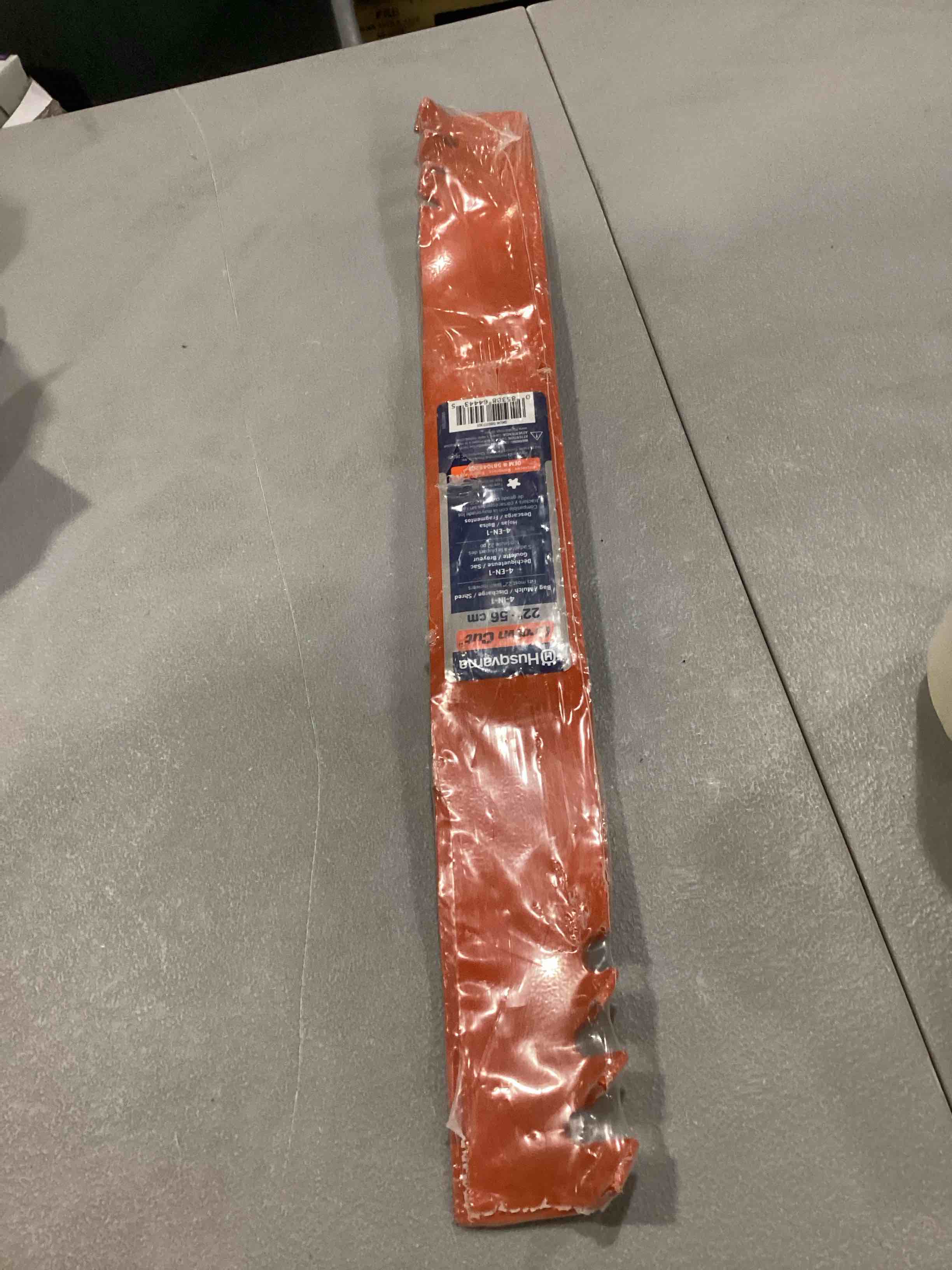 https://s3.amazonaws.com/lotting-images-prod/bidfta/RED6828839_1730984573234.jpeg