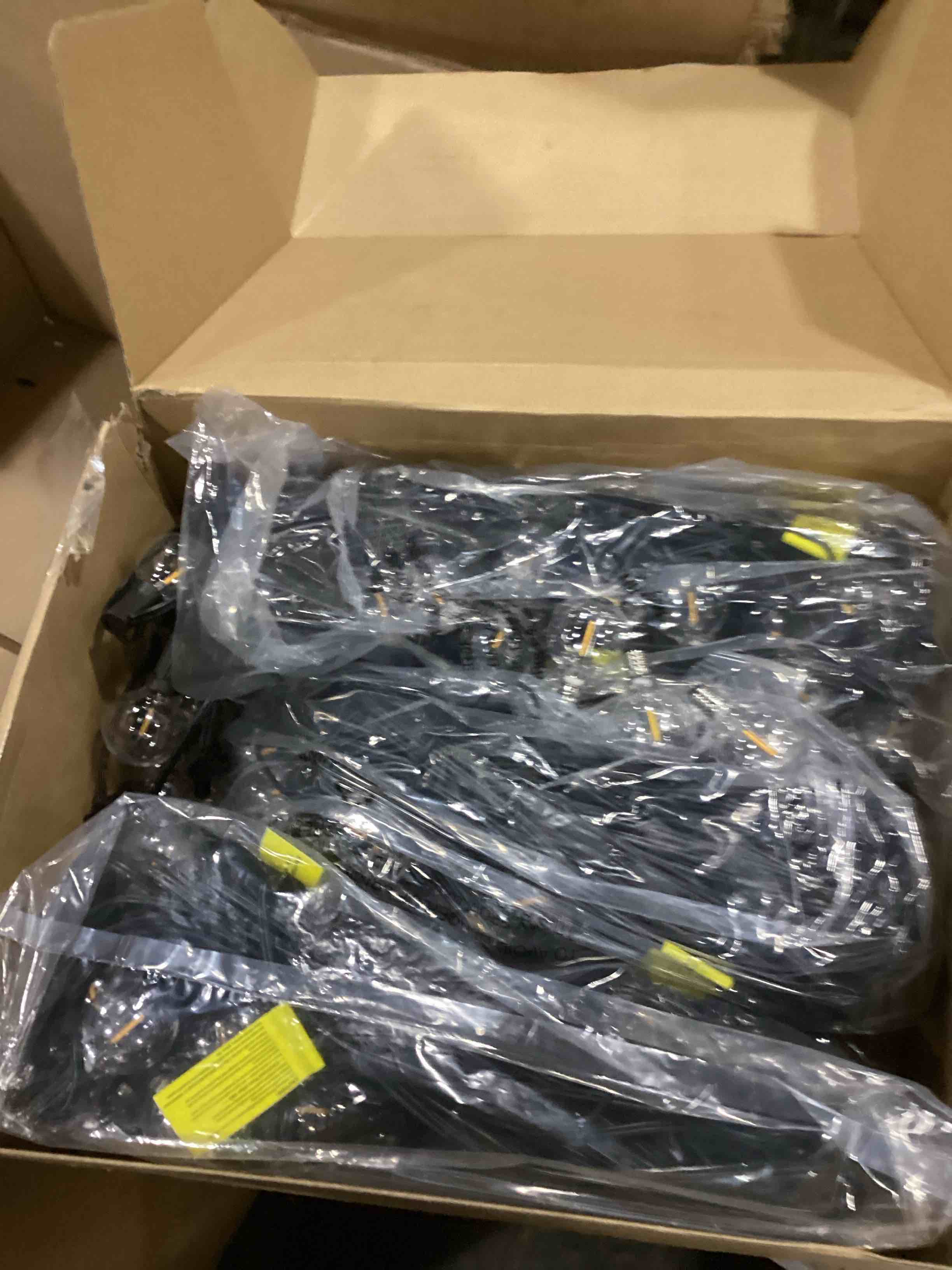https://s3.amazonaws.com/lotting-images-prod/bidfta/RED6829162_1731335327344.jpeg