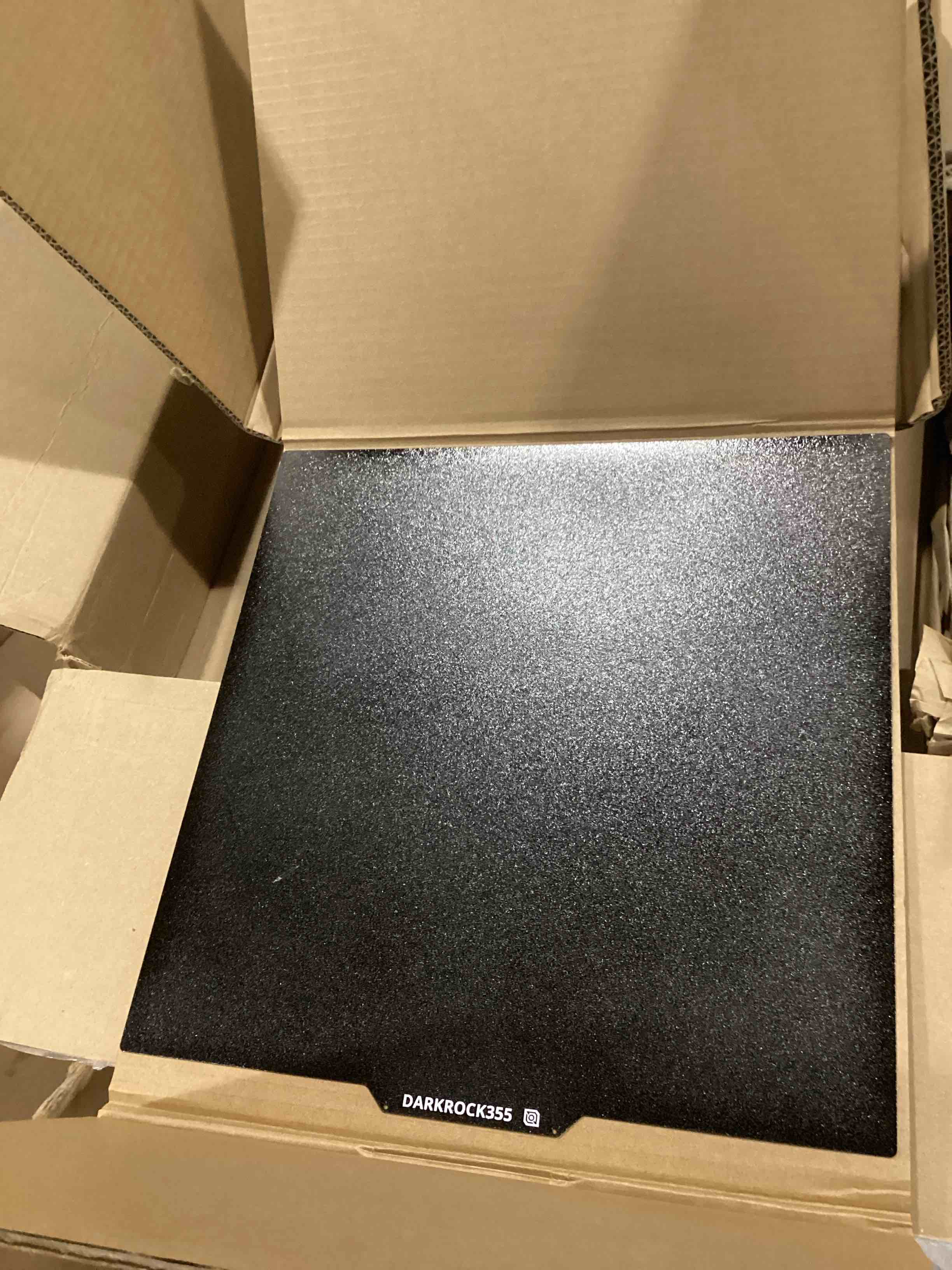 https://s3.amazonaws.com/lotting-images-prod/bidfta/RED6829215_1731343840987.jpeg