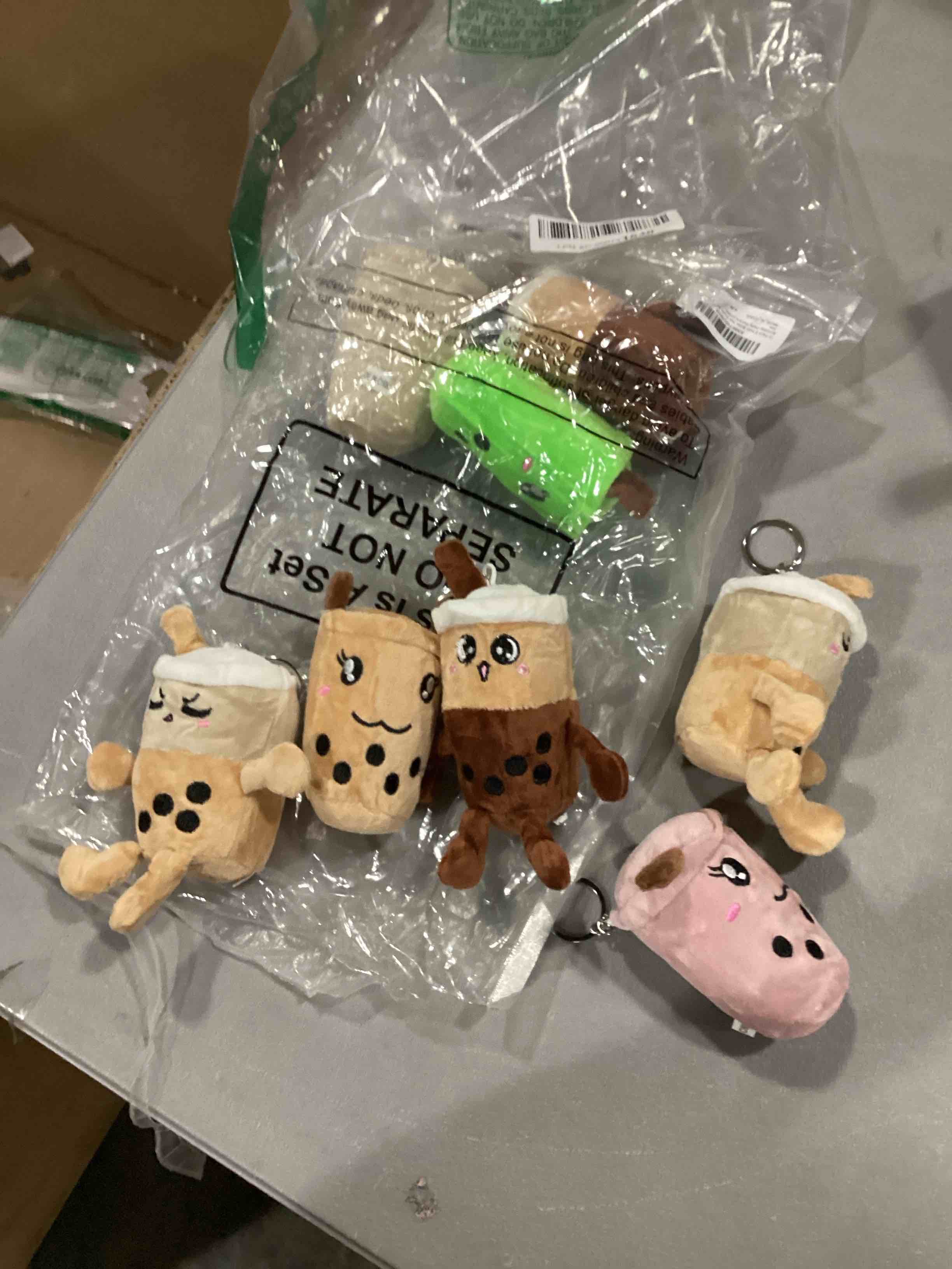 https://s3.amazonaws.com/lotting-images-prod/bidfta/RED6829881_1731688468701.jpeg