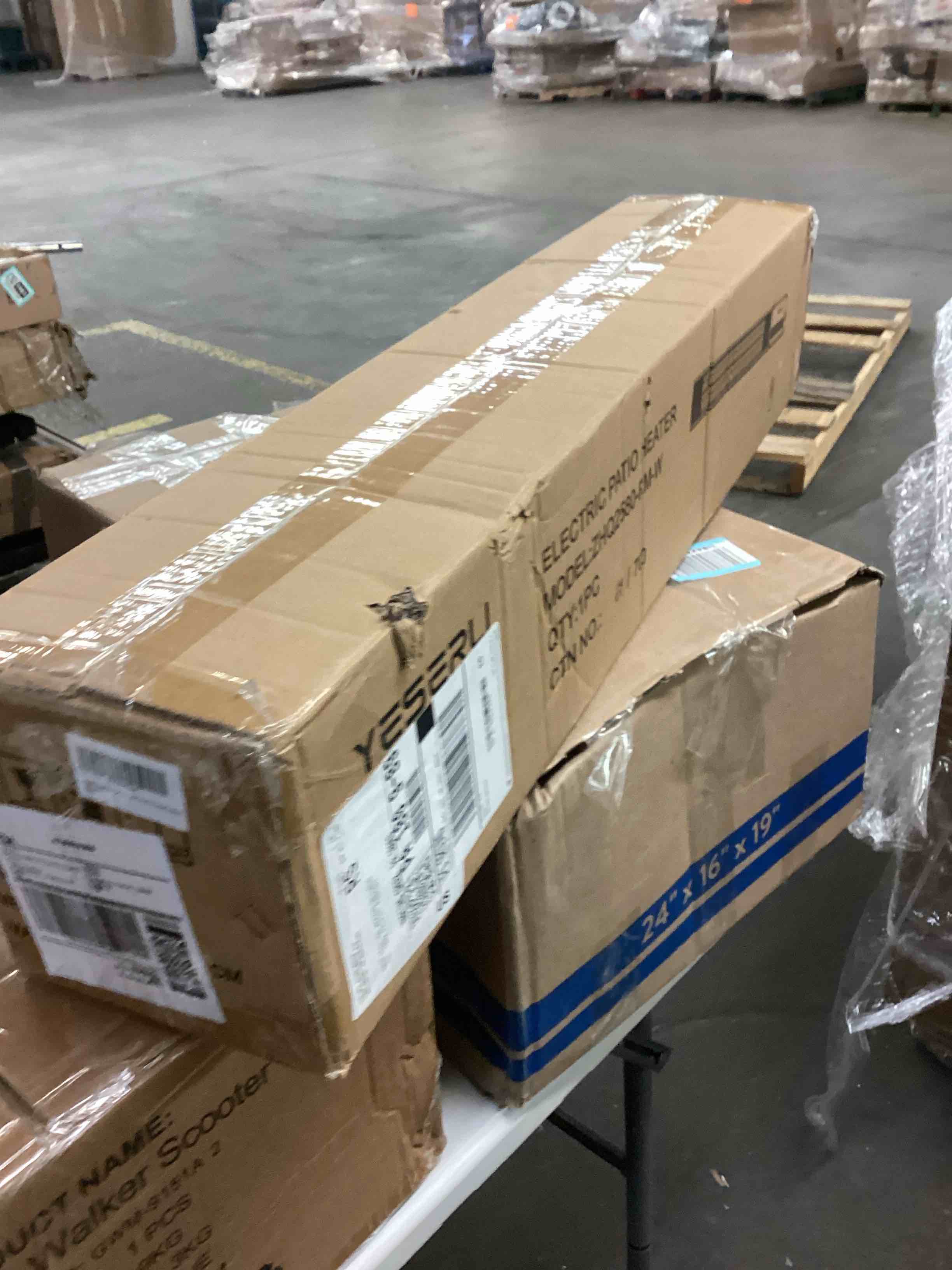 https://s3.amazonaws.com/lotting-images-prod/bidfta/RED6830085_1730395527946.jpeg