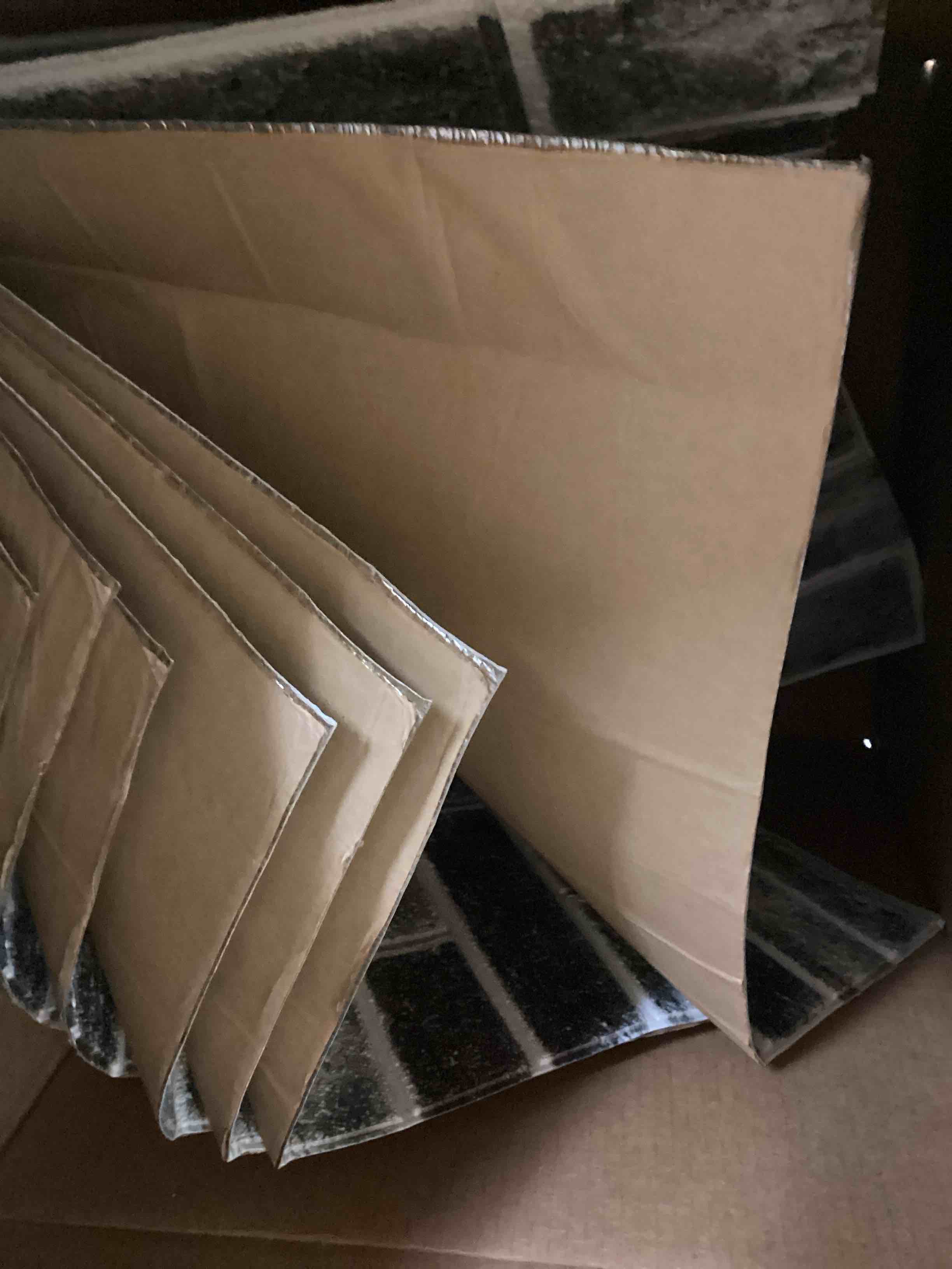 https://s3.amazonaws.com/lotting-images-prod/bidfta/RED6830101_1730401683914.jpeg