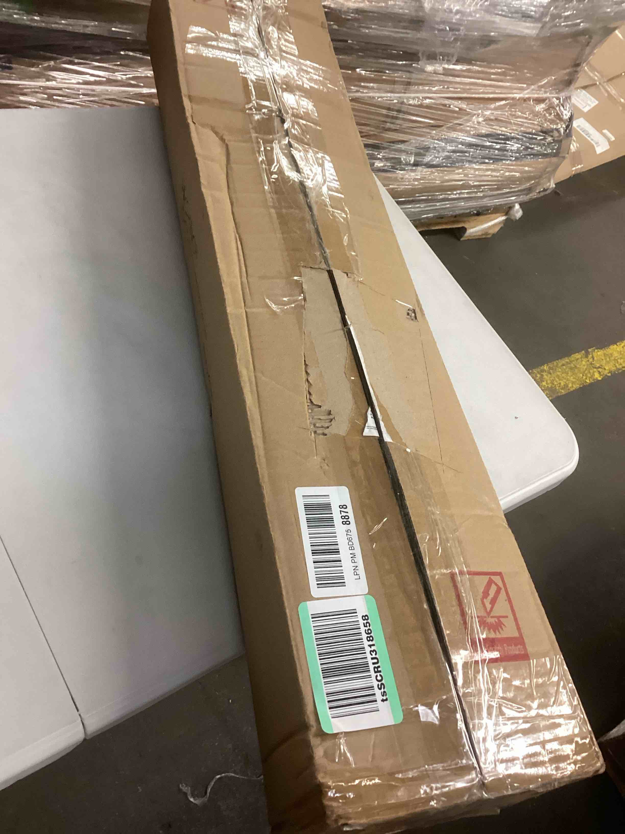 https://s3.amazonaws.com/lotting-images-prod/bidfta/RED6830541_1729876769806.jpeg