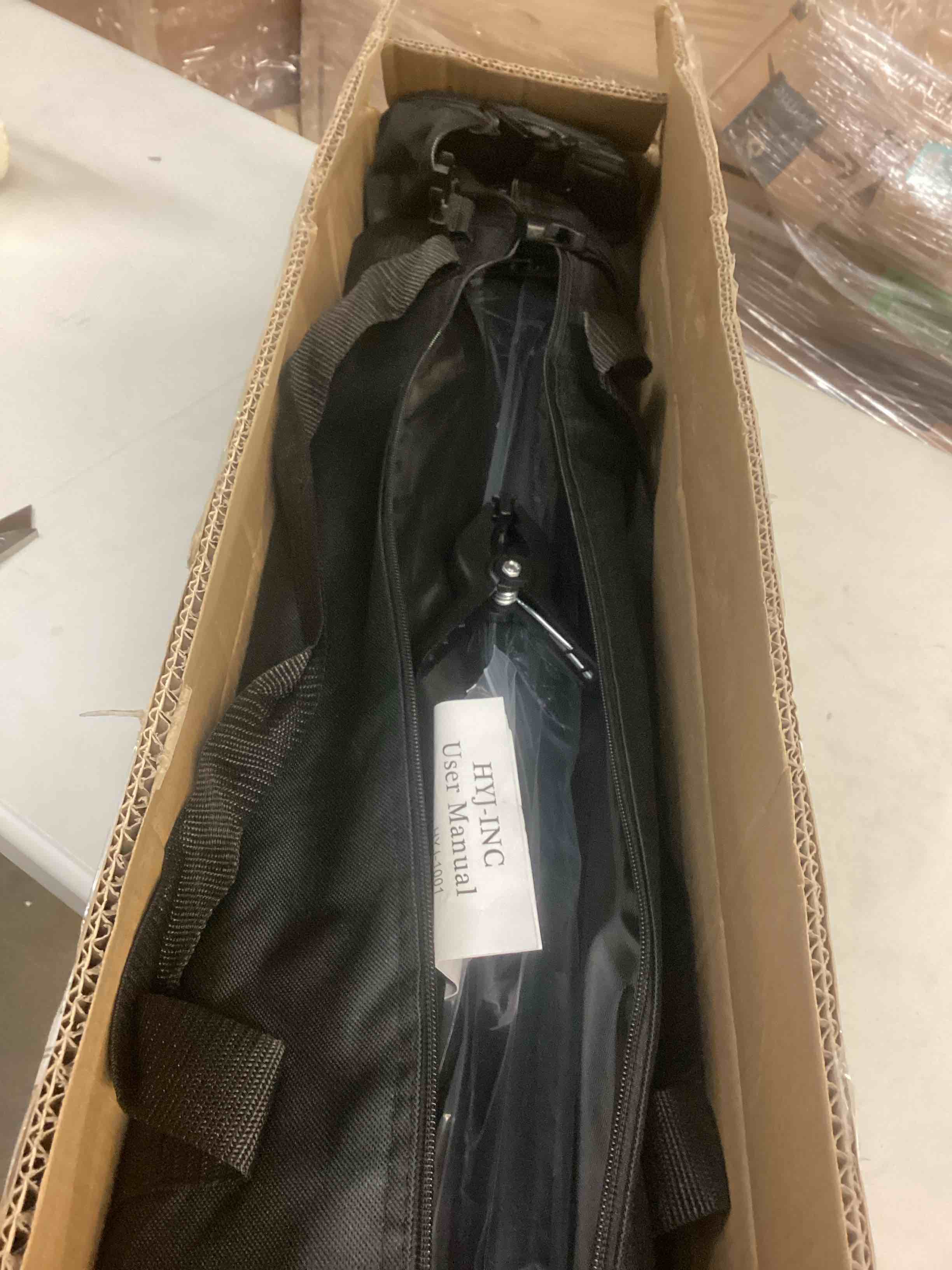 https://s3.amazonaws.com/lotting-images-prod/bidfta/RED6830541_1729876828525.jpeg
