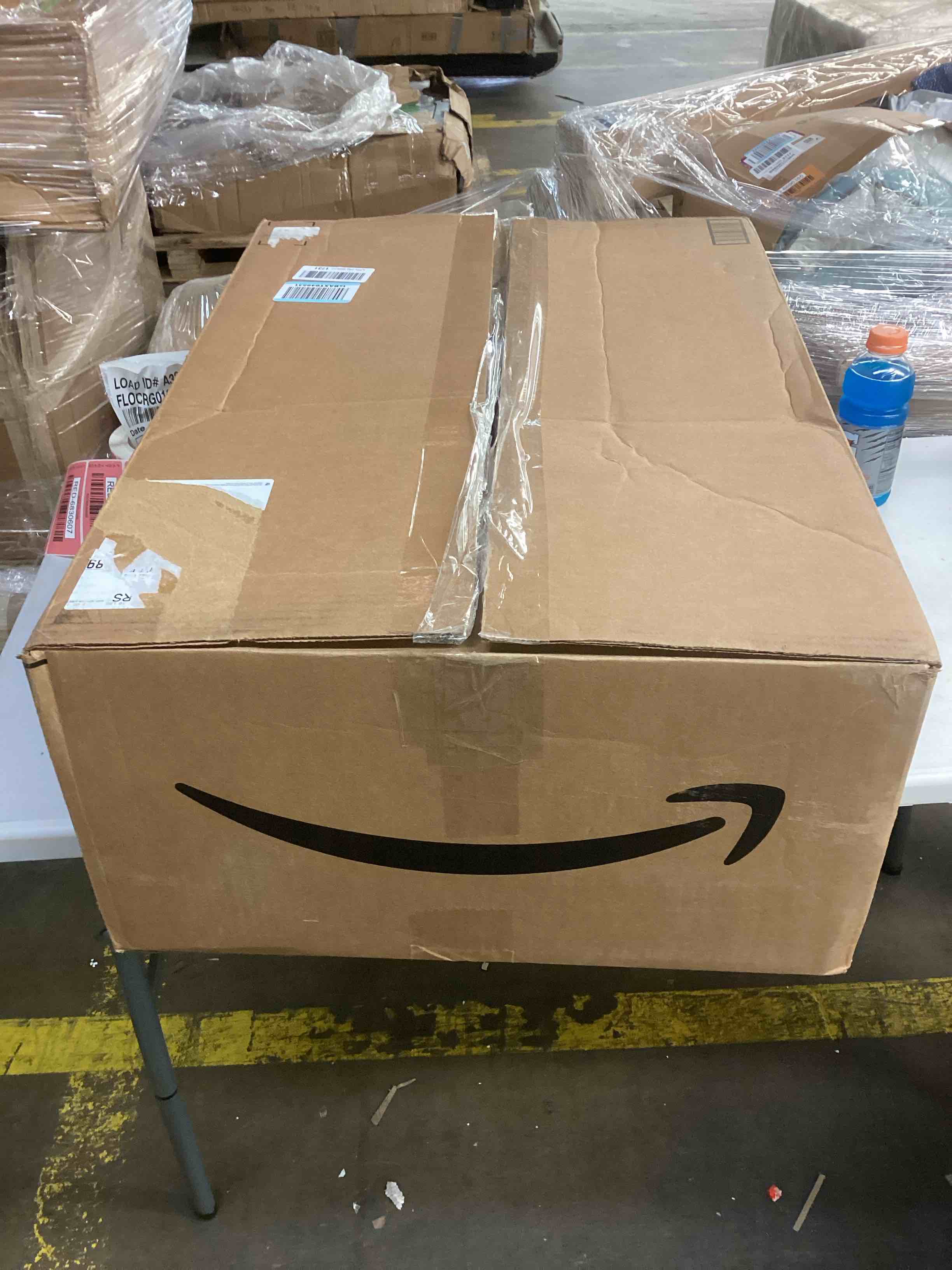 https://s3.amazonaws.com/lotting-images-prod/bidfta/RED6830605_1730200759190.jpeg