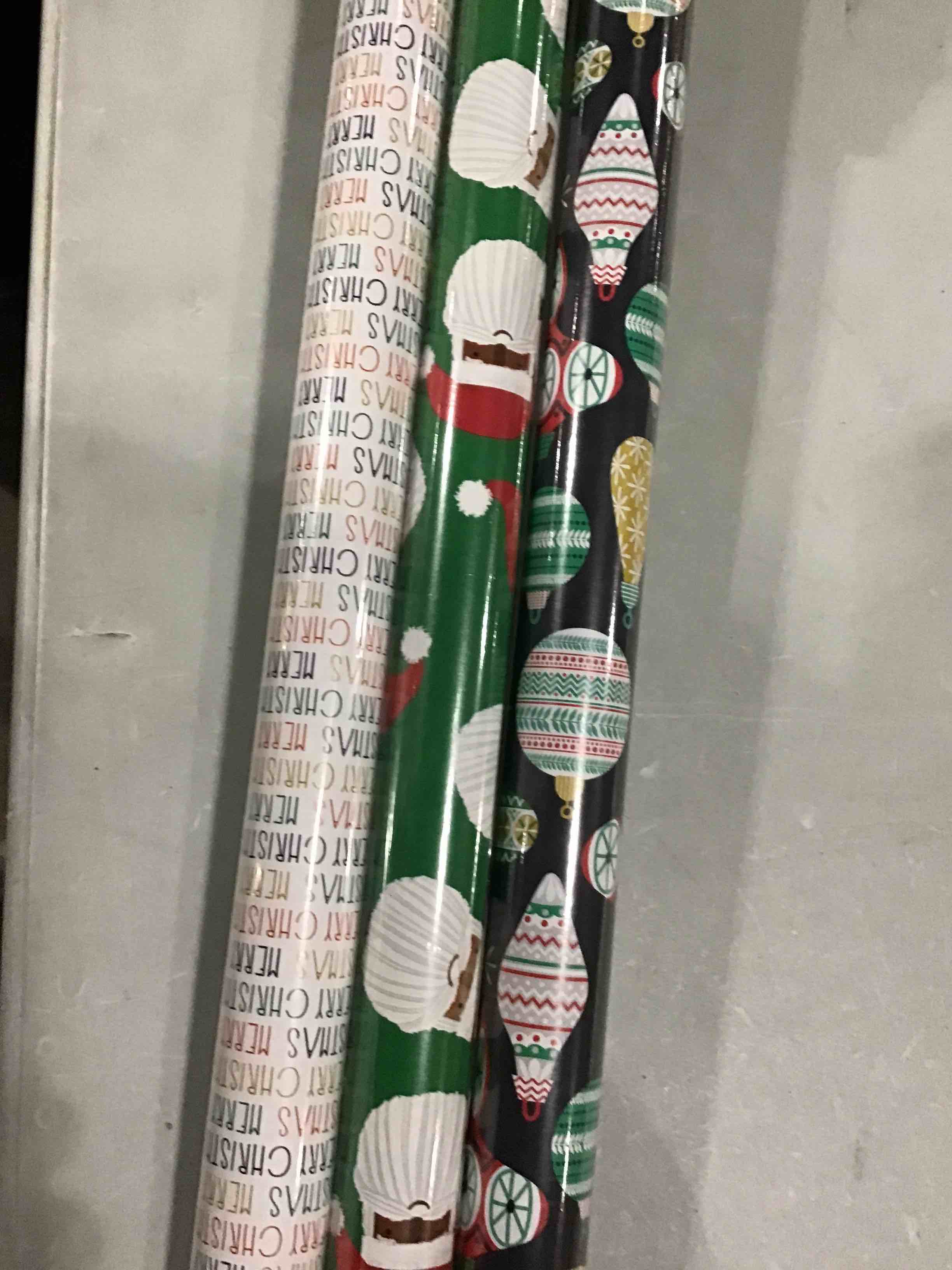 https://s3.amazonaws.com/lotting-images-prod/bidfta/RED6831626_1730204460939.jpeg