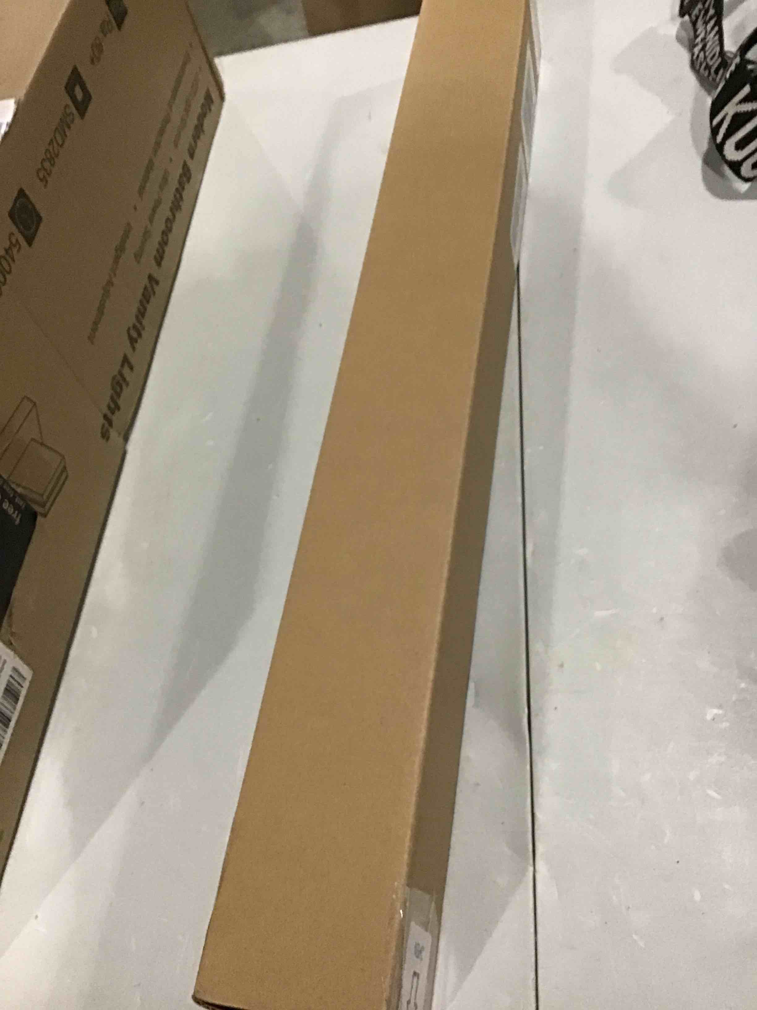 https://s3.amazonaws.com/lotting-images-prod/bidfta/RED6831689_1730223364212.jpeg