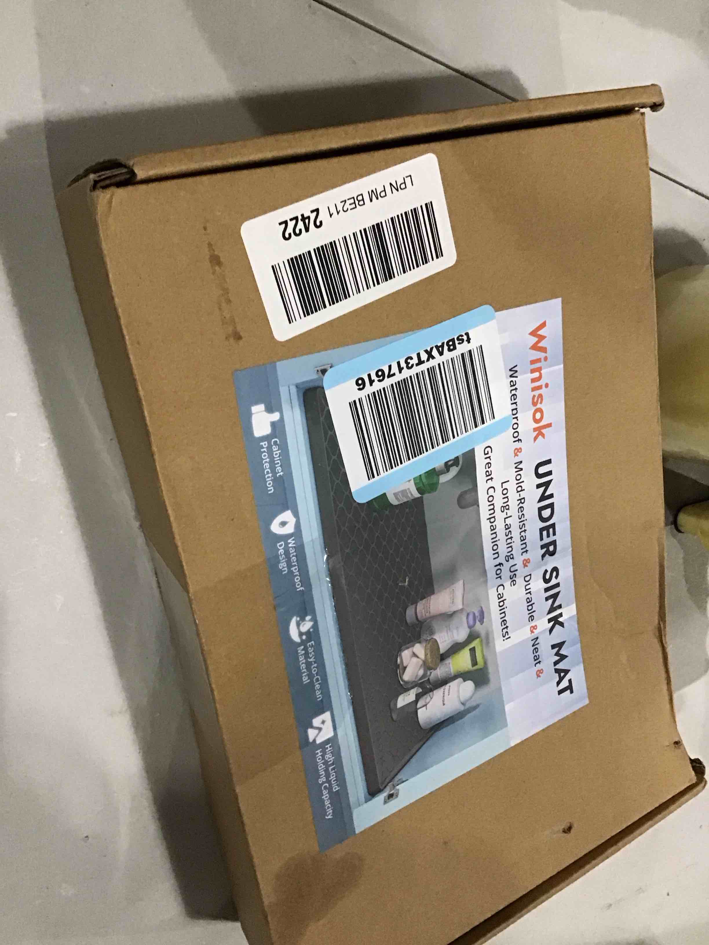 https://s3.amazonaws.com/lotting-images-prod/bidfta/RED6831737_1730294575989.jpeg