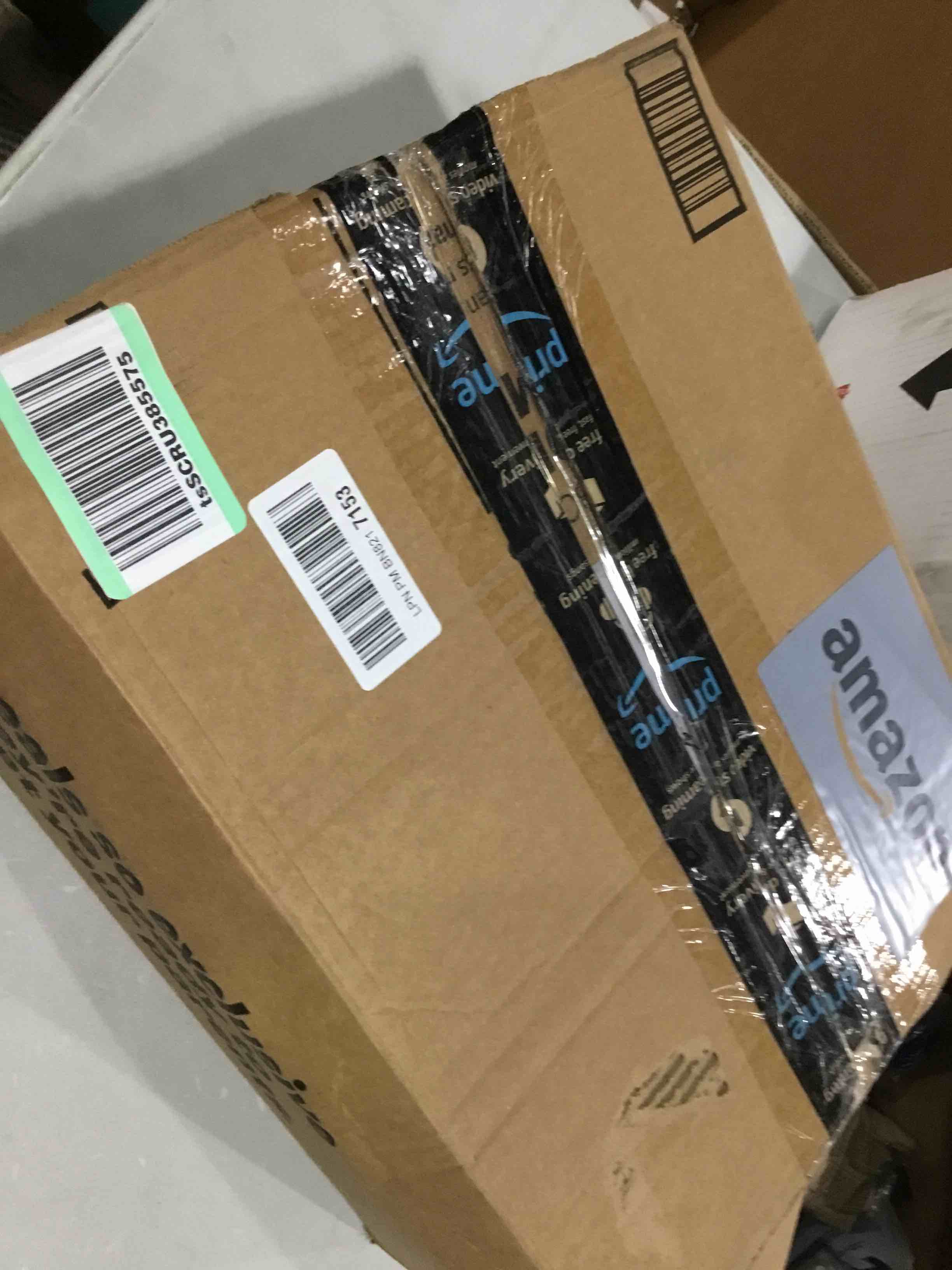 https://s3.amazonaws.com/lotting-images-prod/bidfta/RED6832141_1730831216108.jpeg