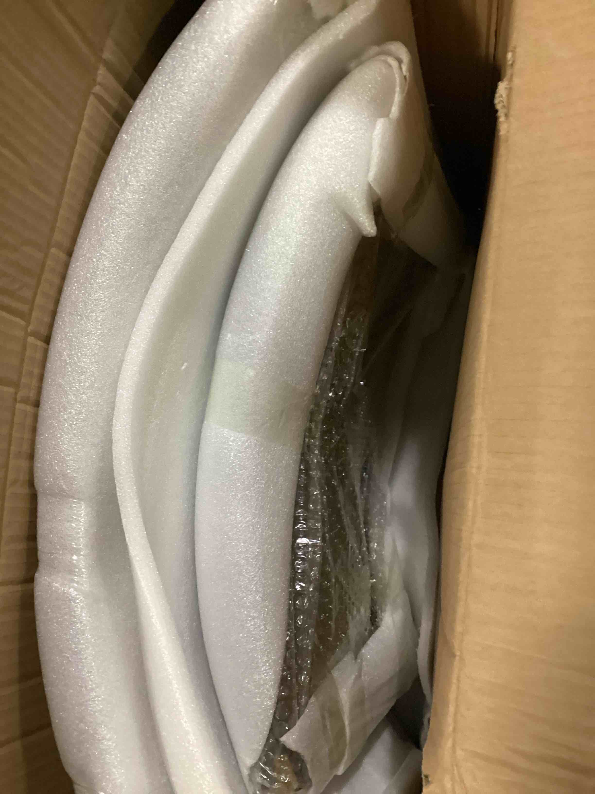 https://s3.amazonaws.com/lotting-images-prod/bidfta/RED6833070_1730555450266.jpeg