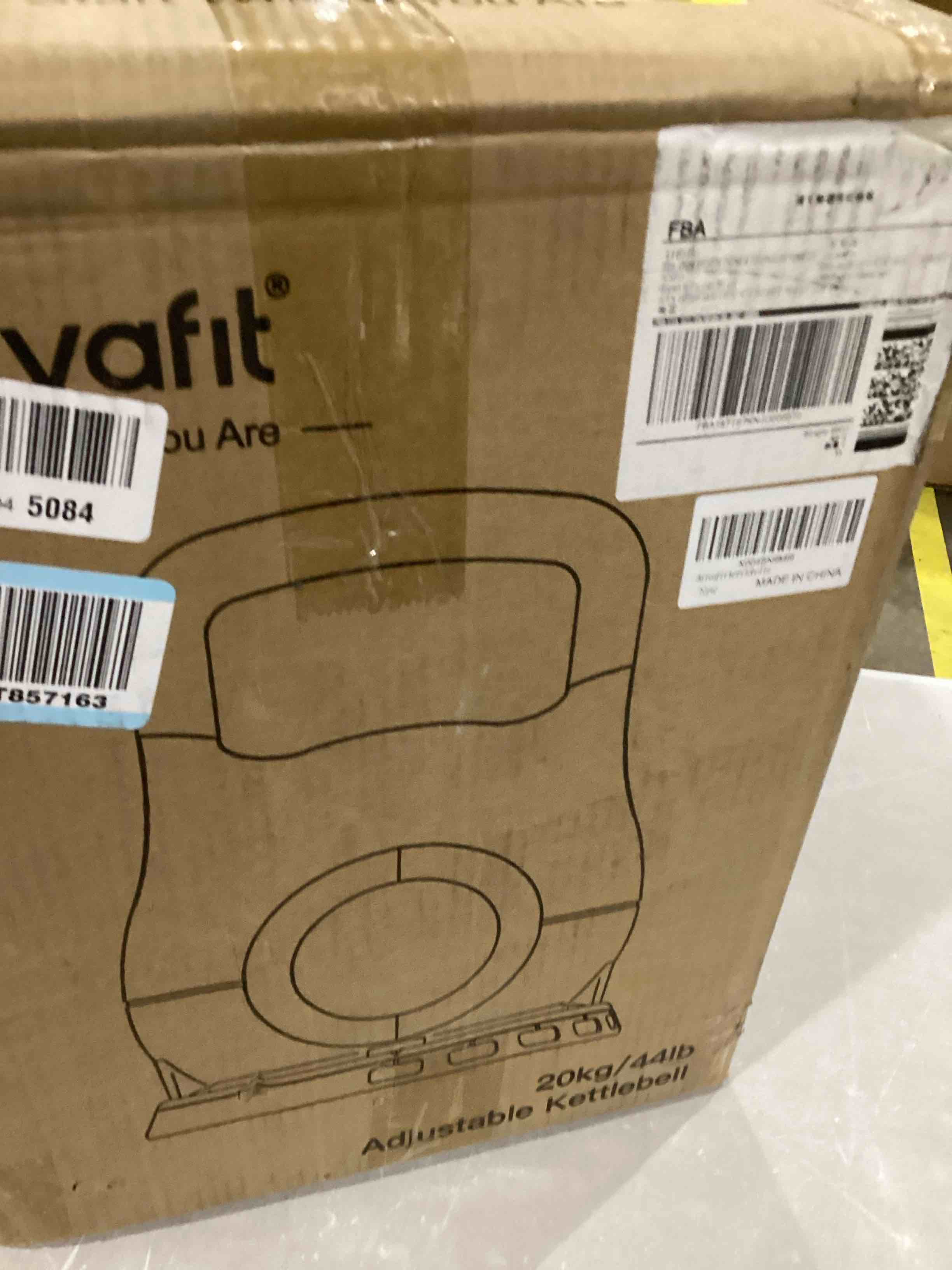 https://s3.amazonaws.com/lotting-images-prod/bidfta/RED6833494_1730910649354.jpeg