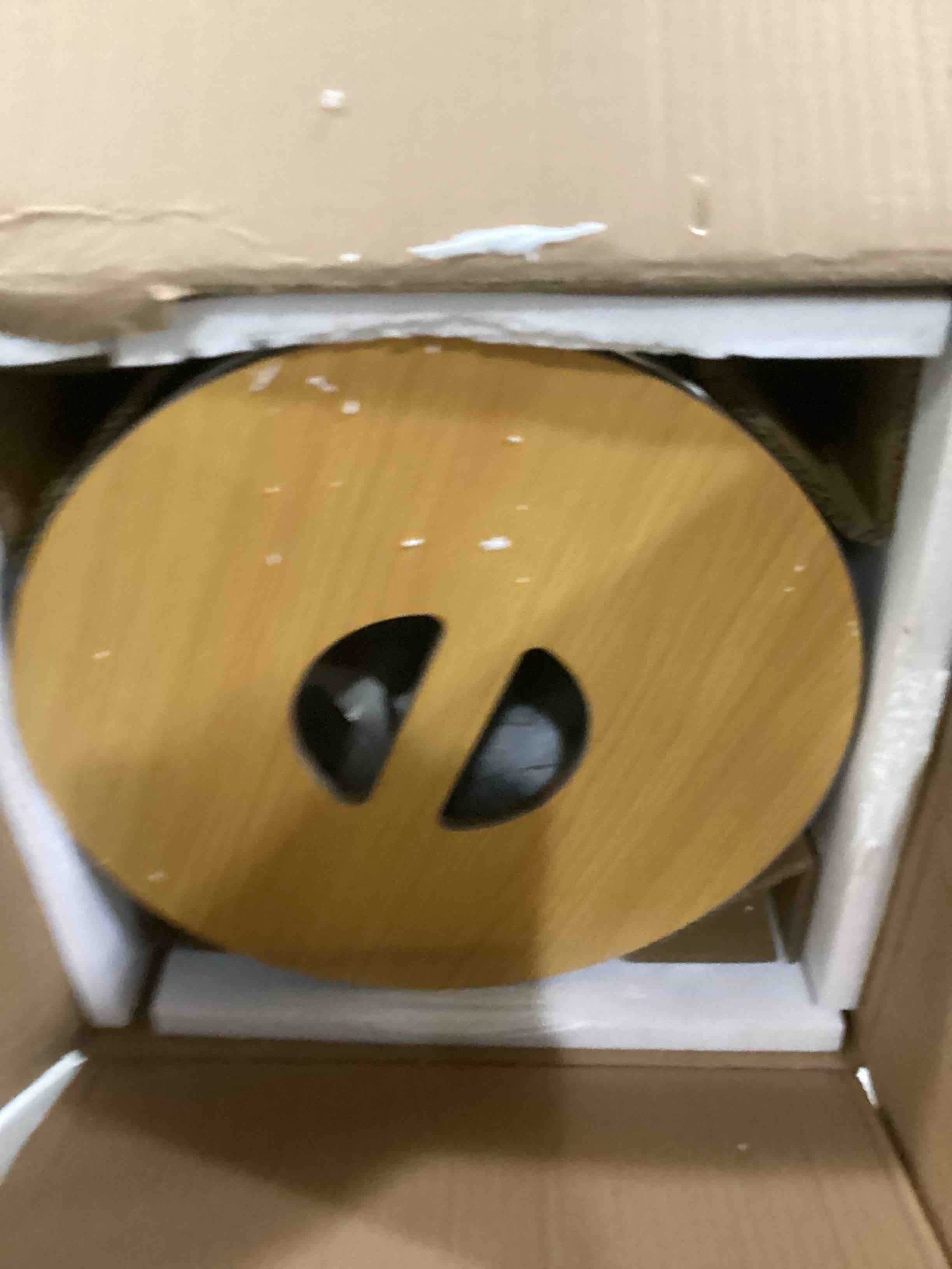 https://s3.amazonaws.com/lotting-images-prod/bidfta/RED6833793_1731939809209.jpeg